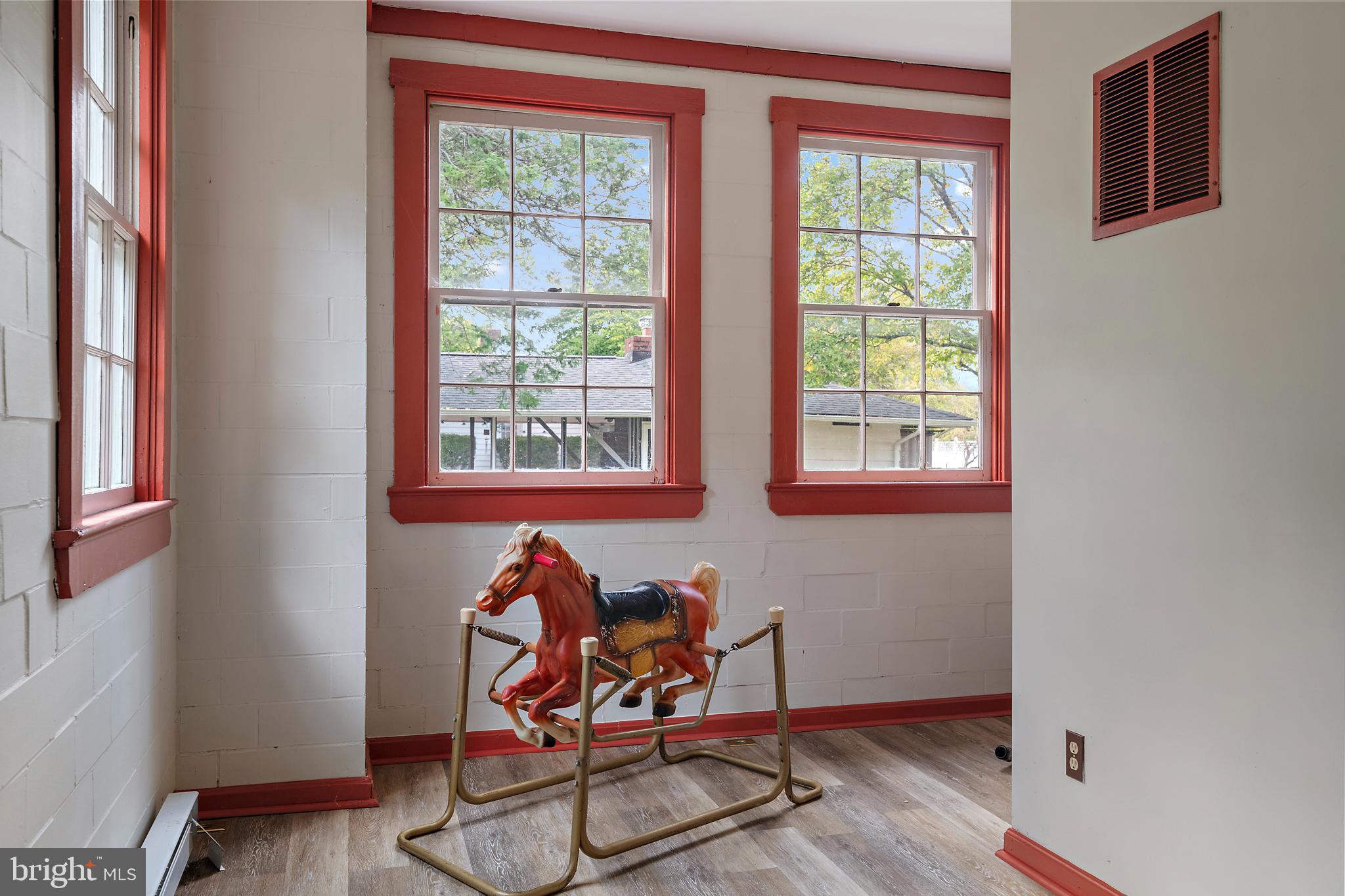 PARRS RIDGE - Residential