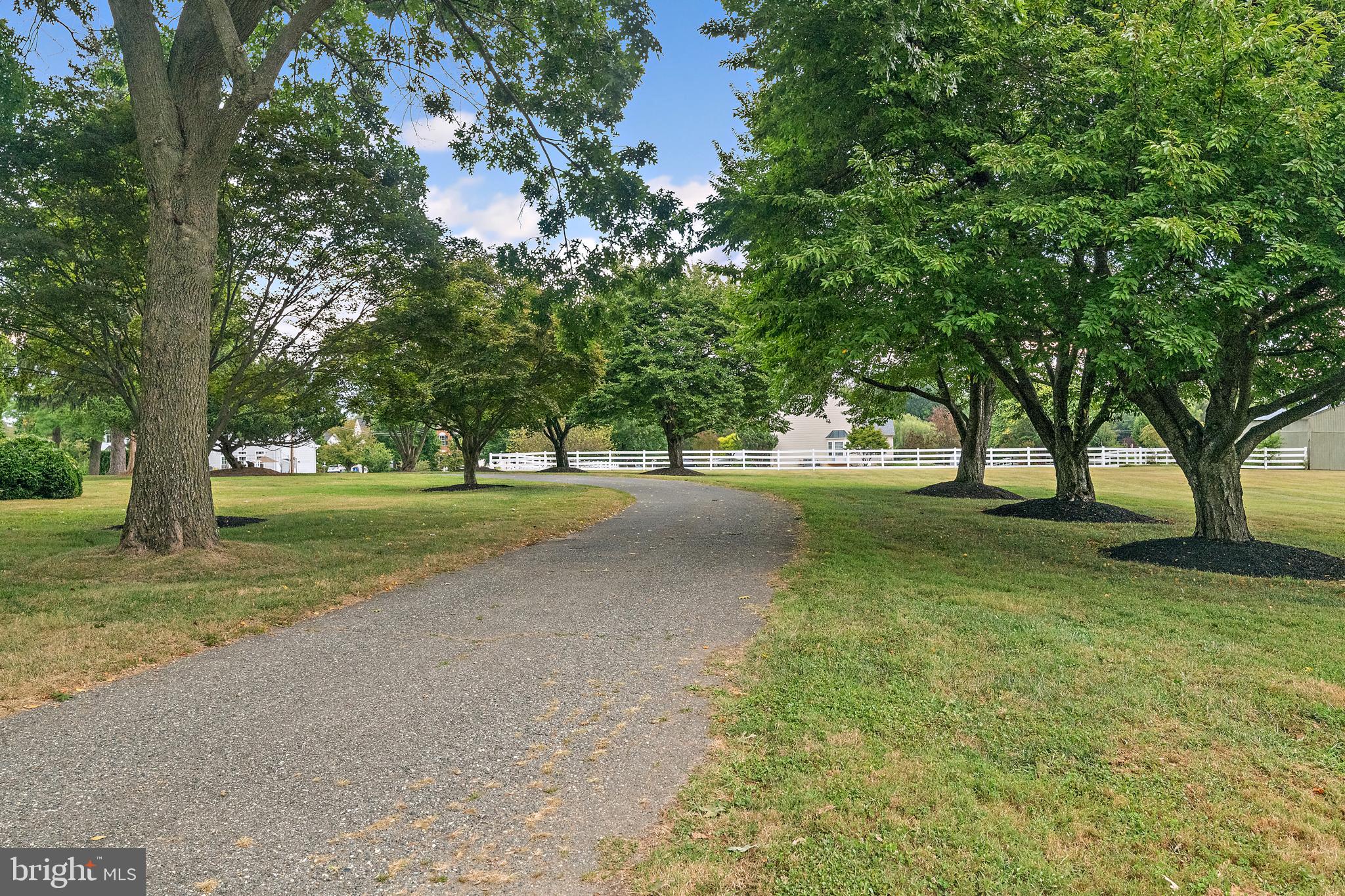 PARRS RIDGE - Residential