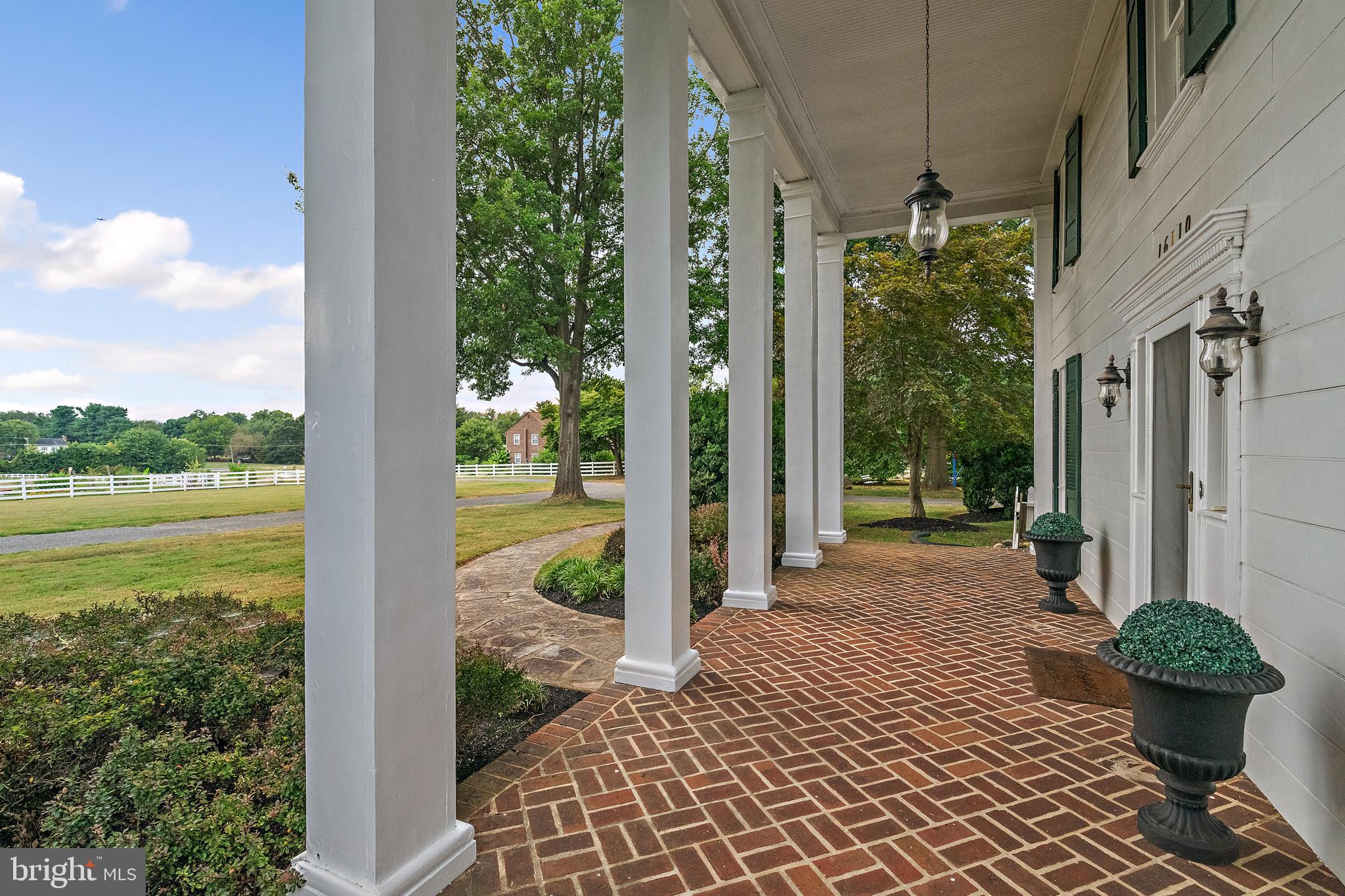 PARRS RIDGE - Residential