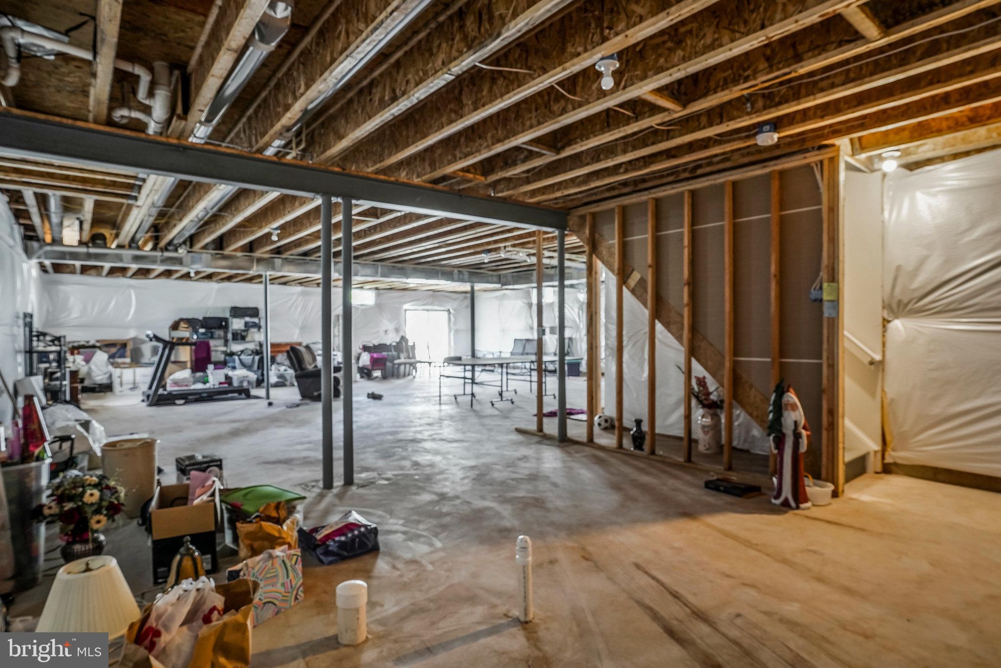 REGENCY AT CREEKSIDE - Residential