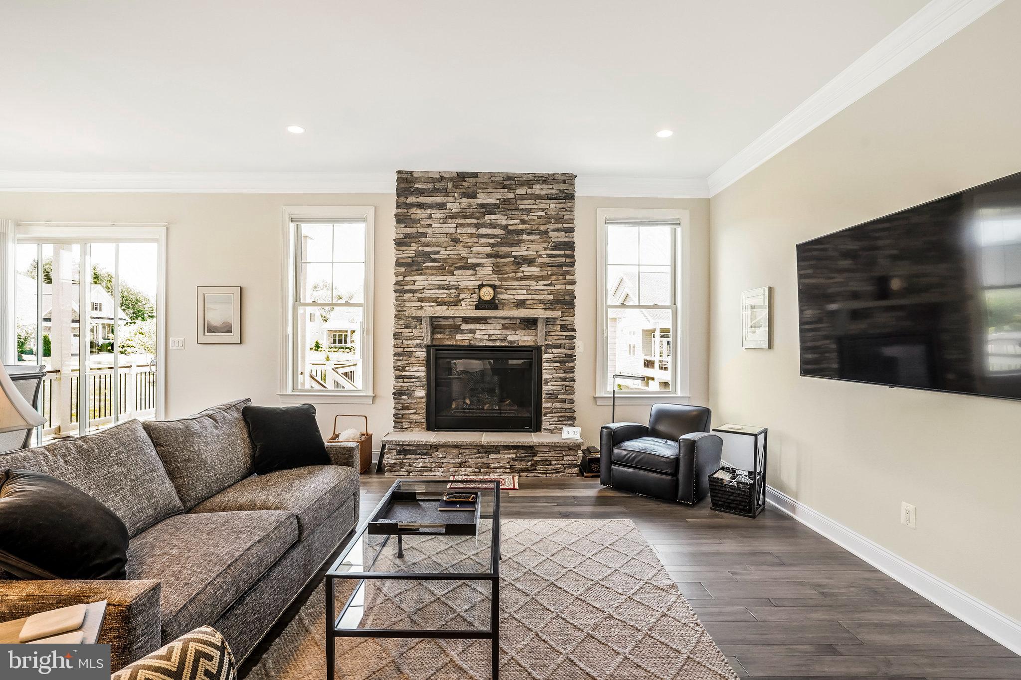 REGENCY AT CREEKSIDE - Residential