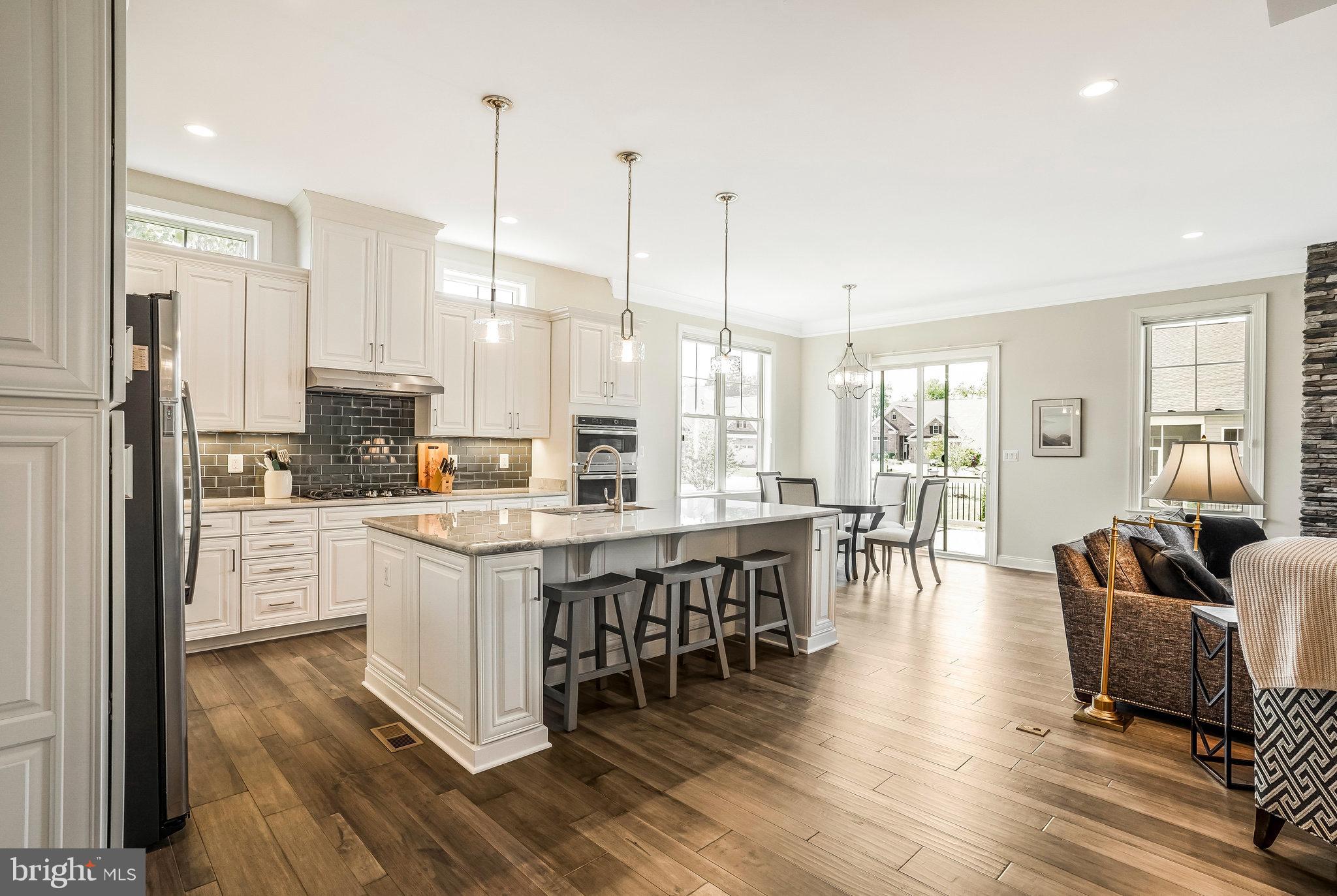 REGENCY AT CREEKSIDE - Residential