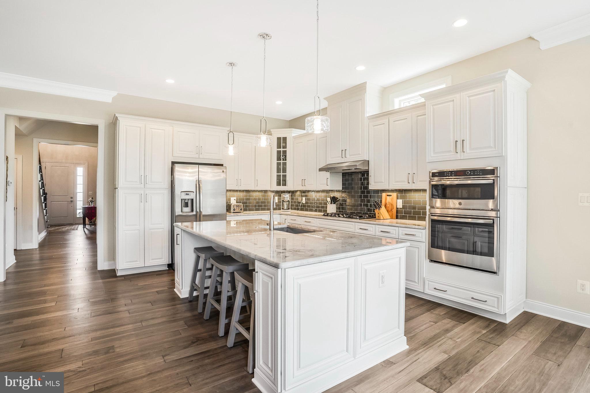 REGENCY AT CREEKSIDE - Residential