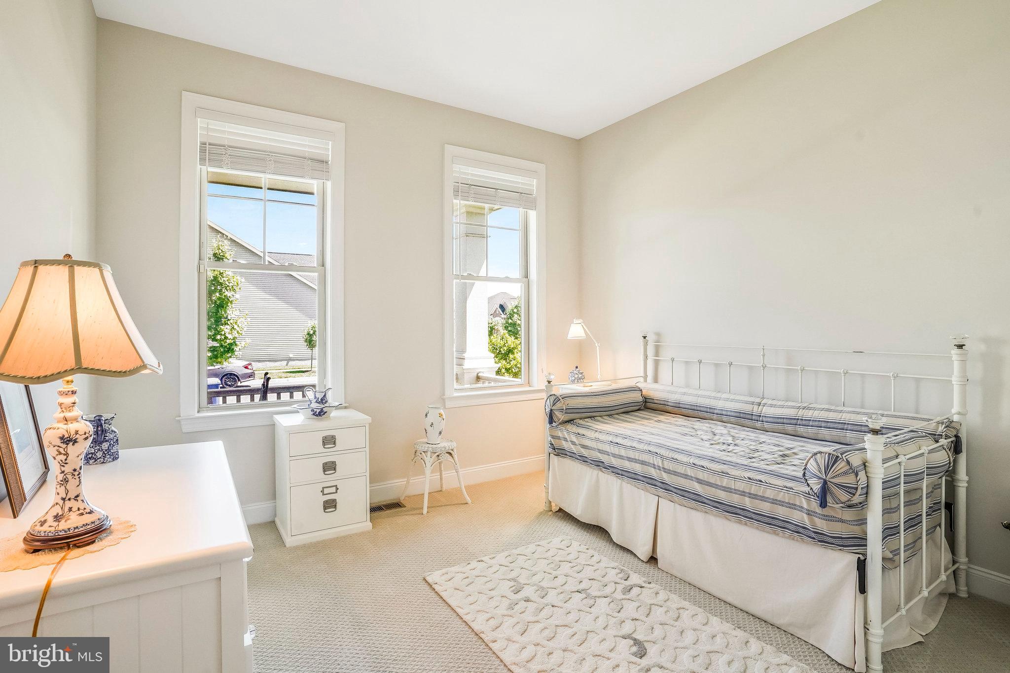 REGENCY AT CREEKSIDE - Residential