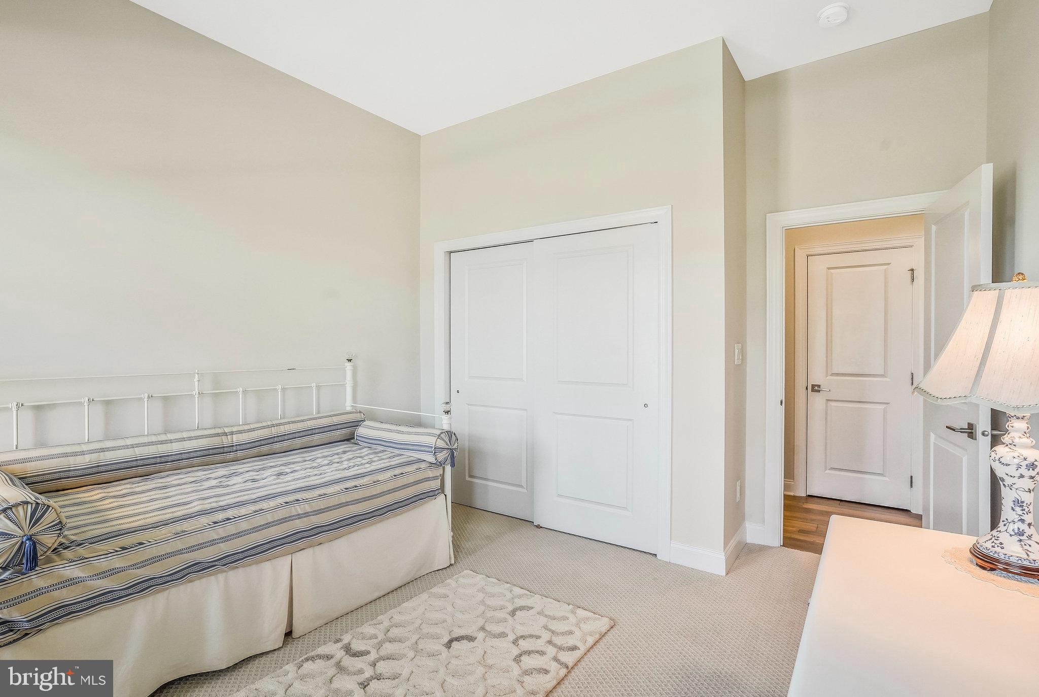 REGENCY AT CREEKSIDE - Residential