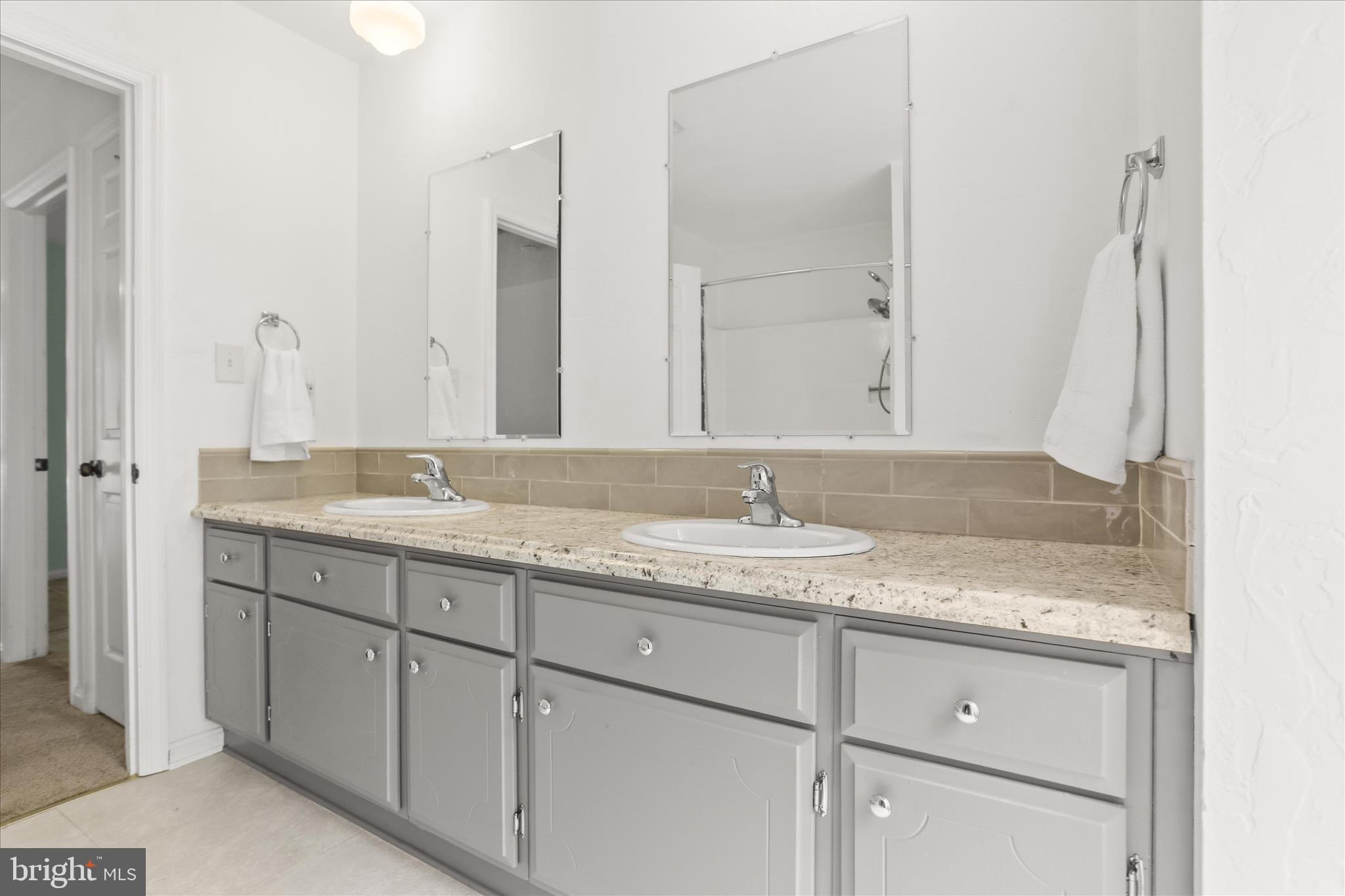 GLEN SPRINGS - Residential