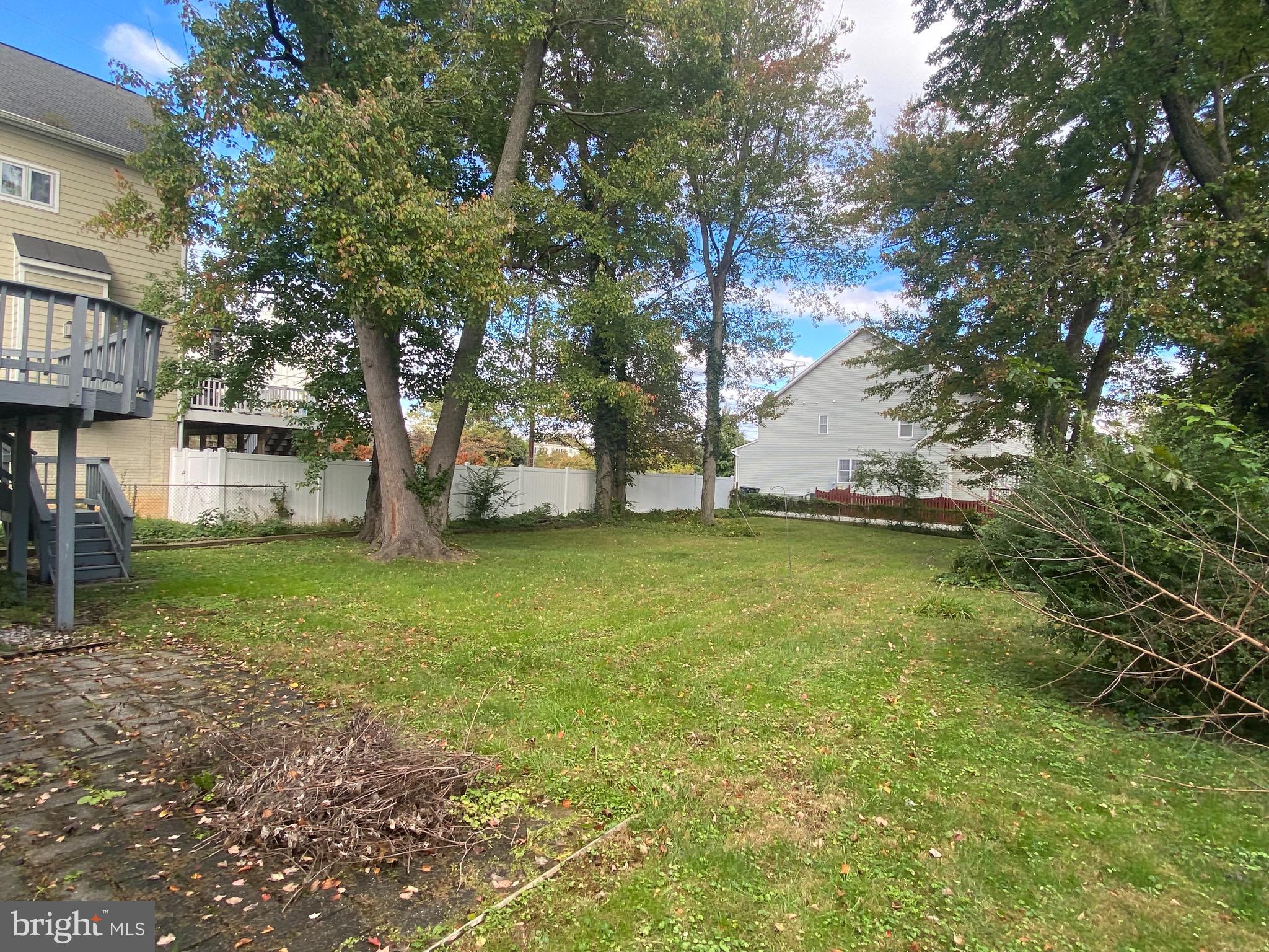 WEST FALLS CHURCH - Residential