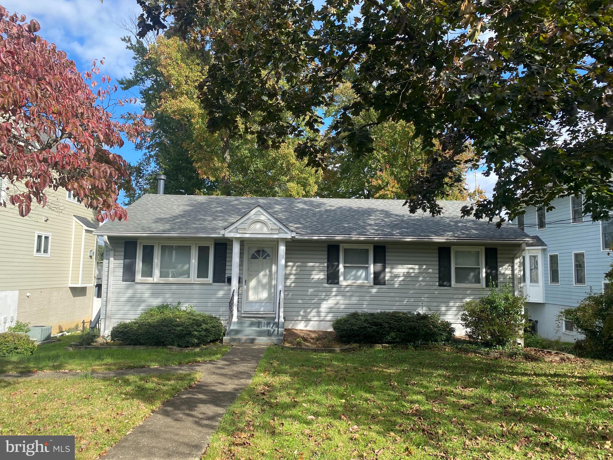 WEST FALLS CHURCH - Residential