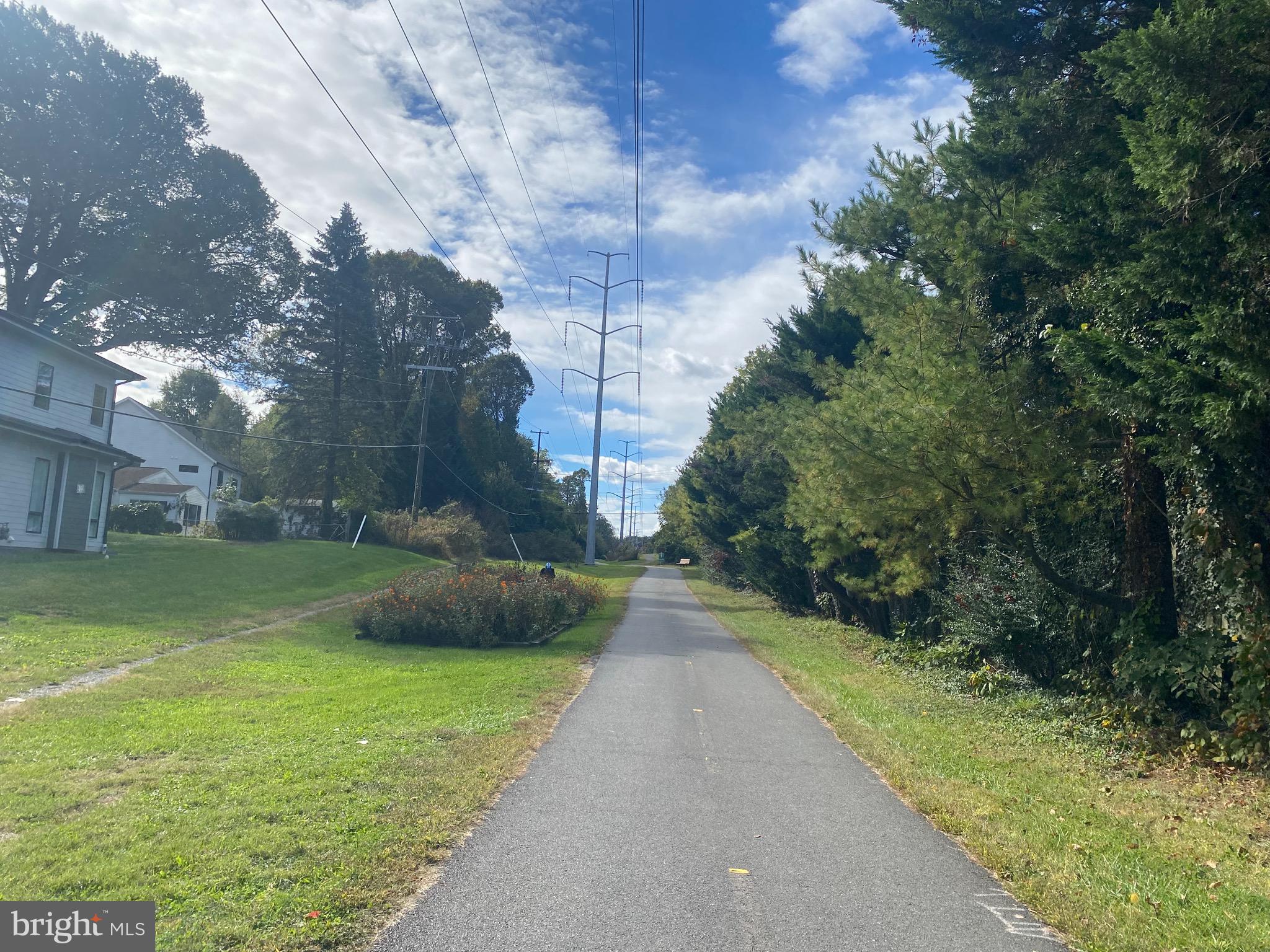 WEST FALLS CHURCH - Residential