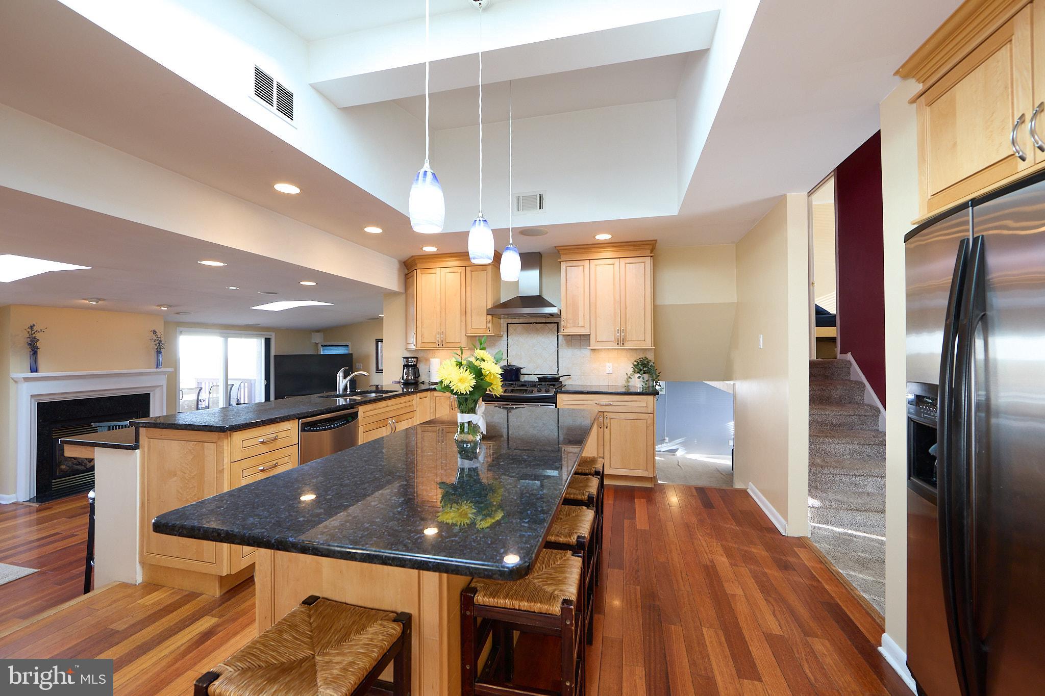 LAWRENCE PARK - Residential