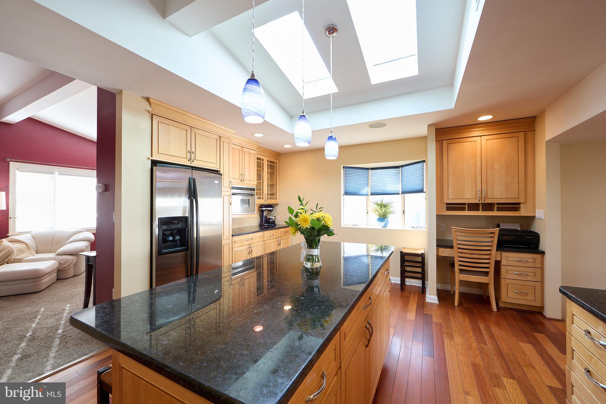 LAWRENCE PARK - Residential