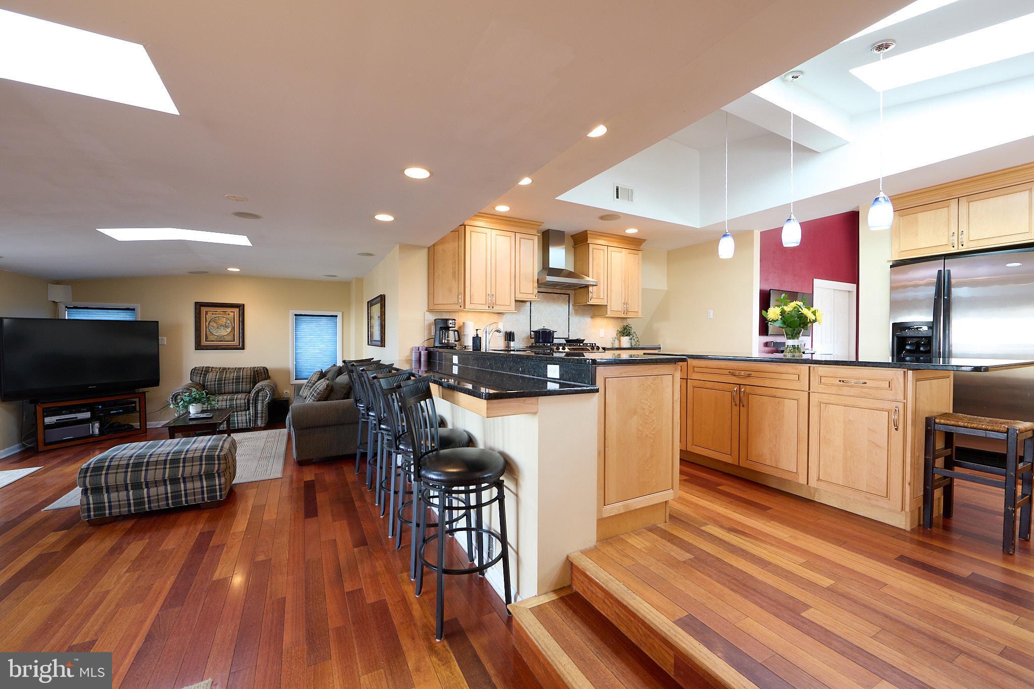 LAWRENCE PARK - Residential