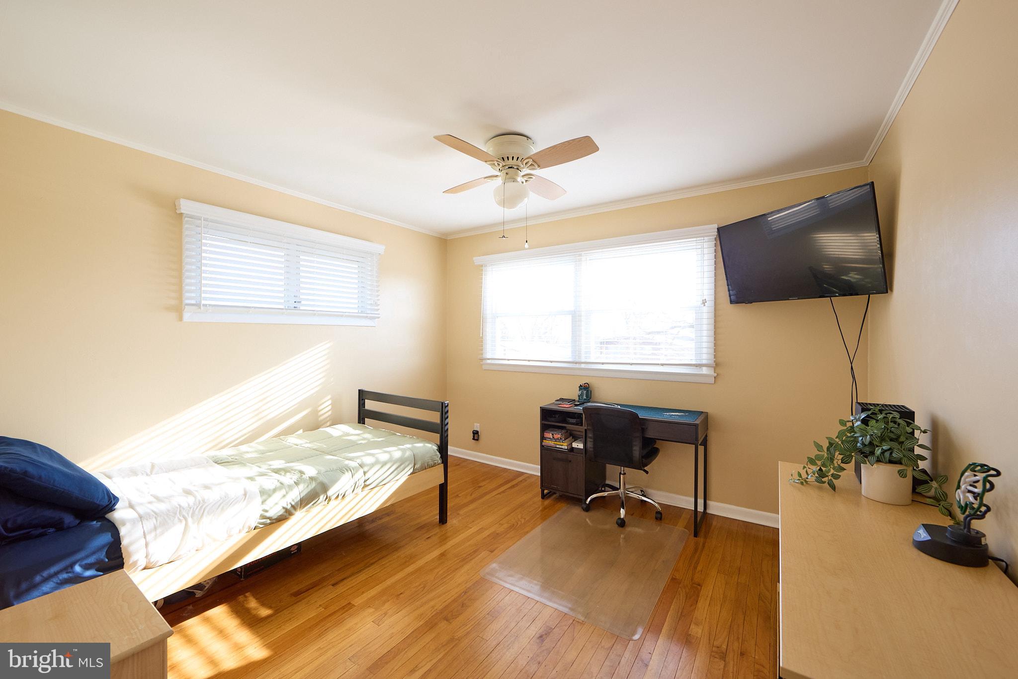 LAWRENCE PARK - Residential