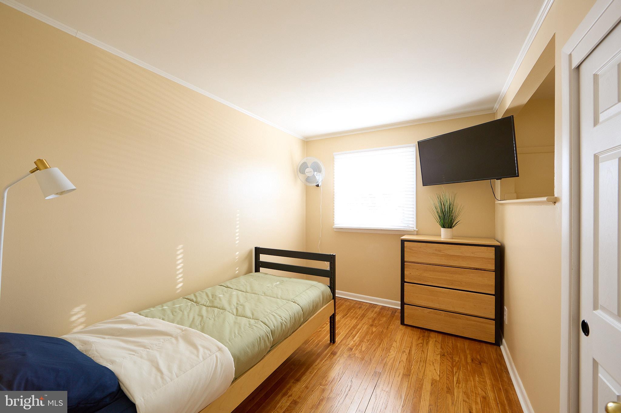 LAWRENCE PARK - Residential