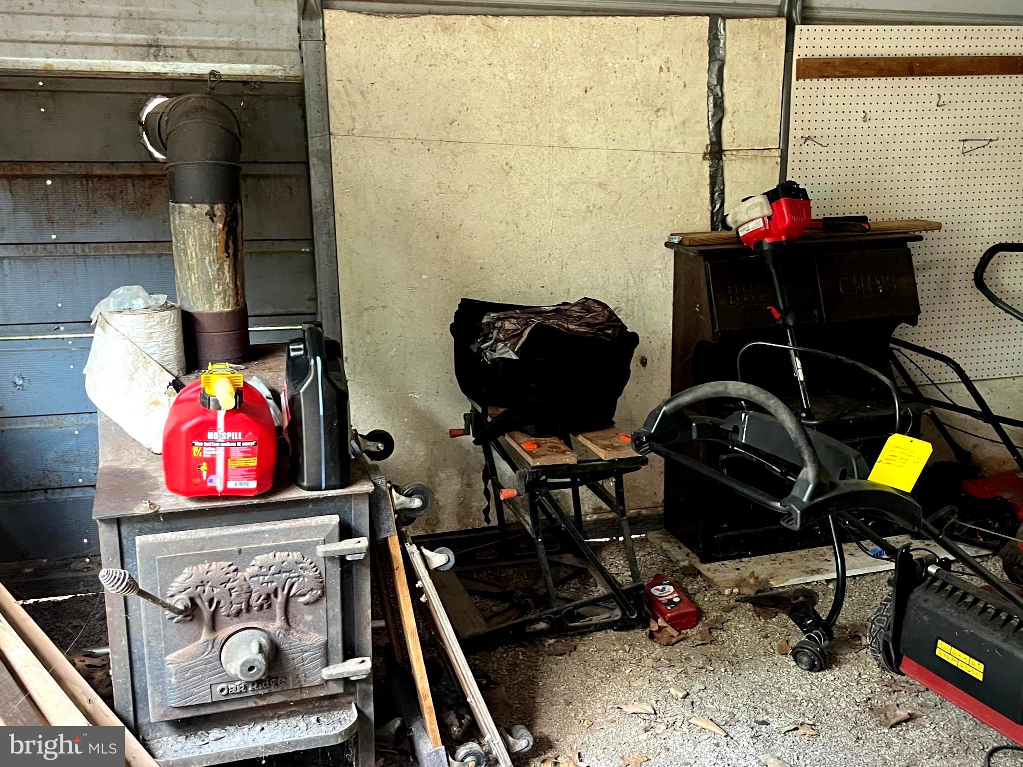 POTOMAC HIGHLAND FARM - Residential