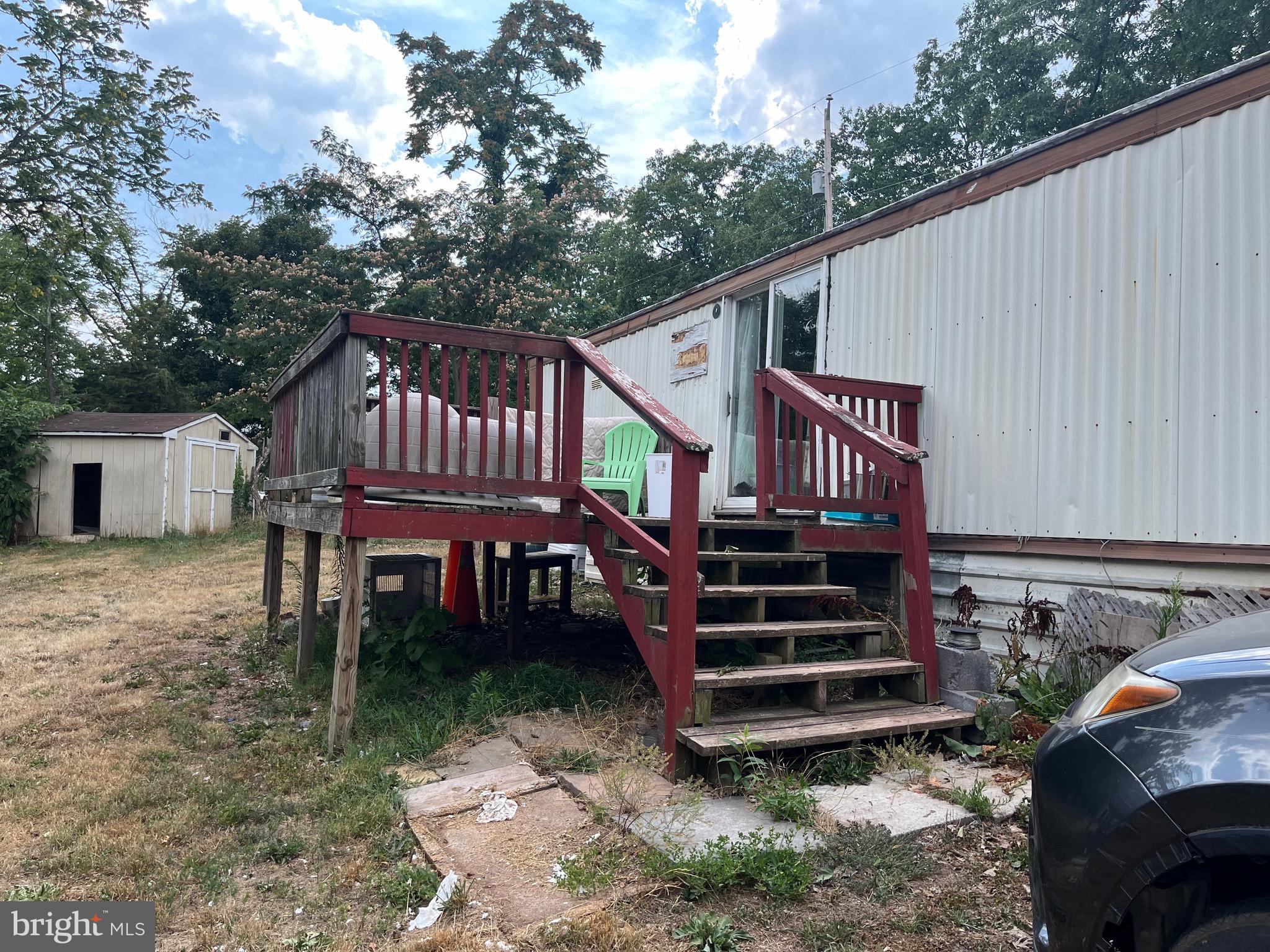 POTOMAC HIGHLAND FARM - Residential