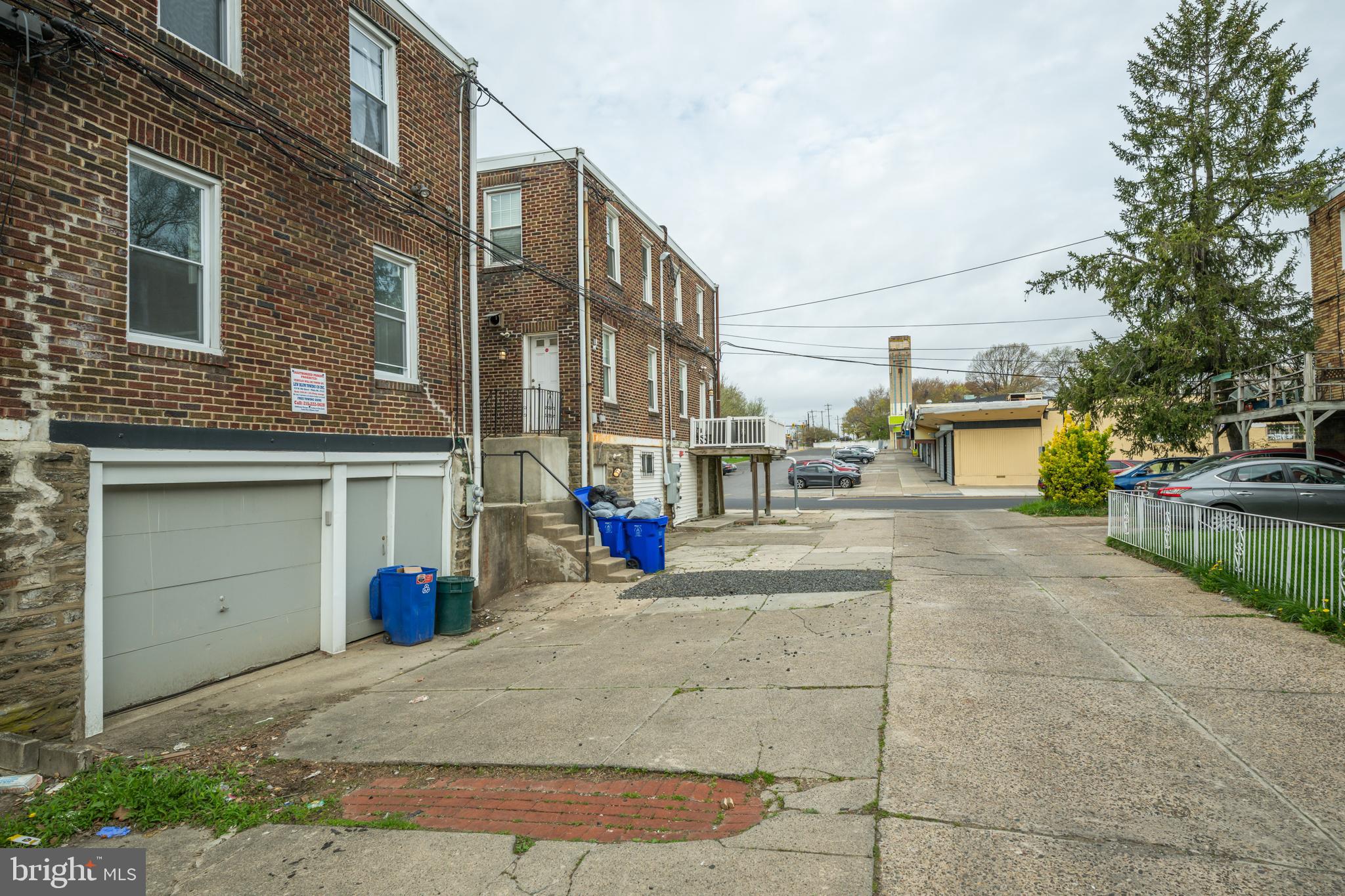 ELKINS PARK - Residential Income