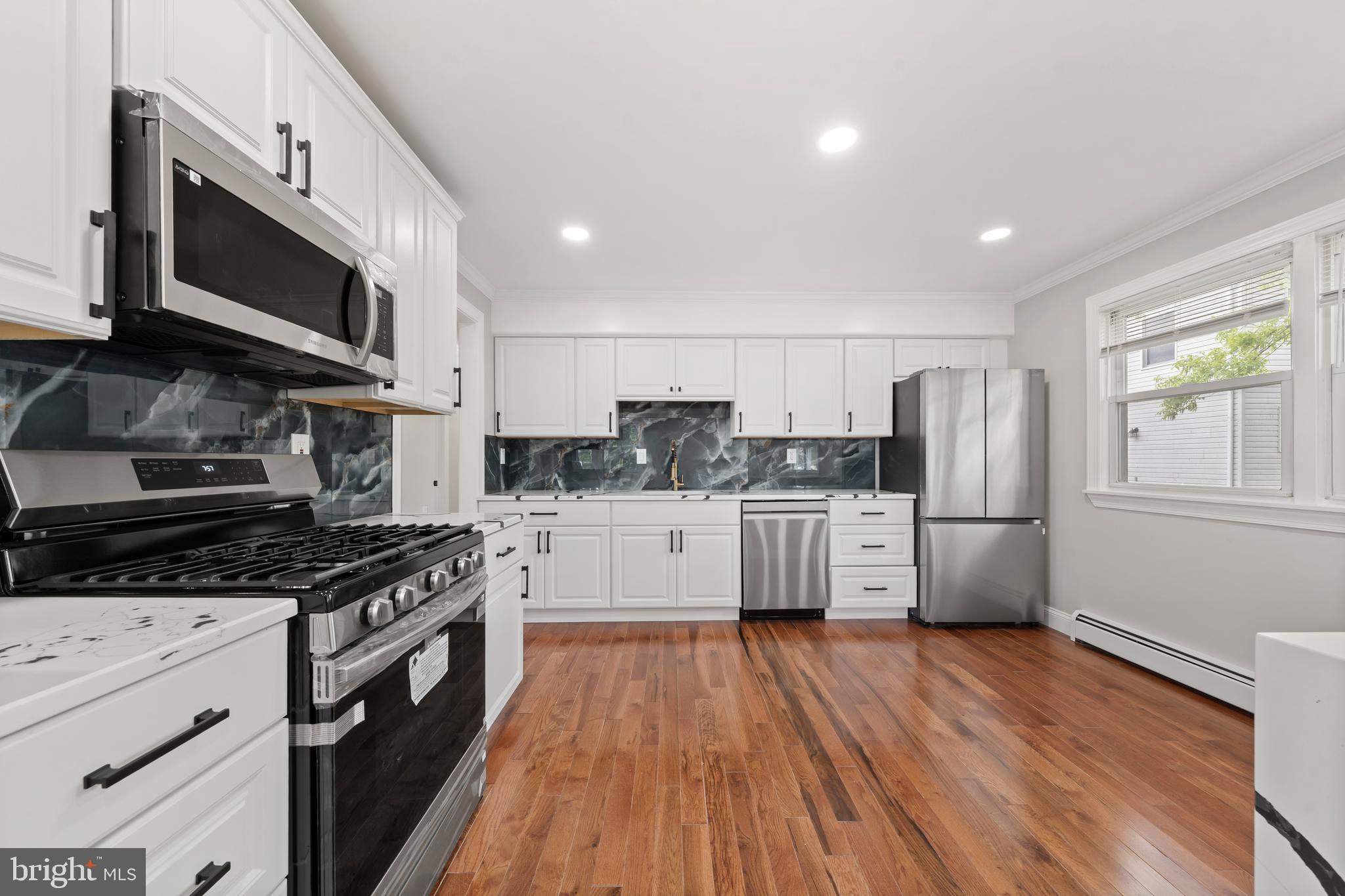 RIDLEY PARK - Residential