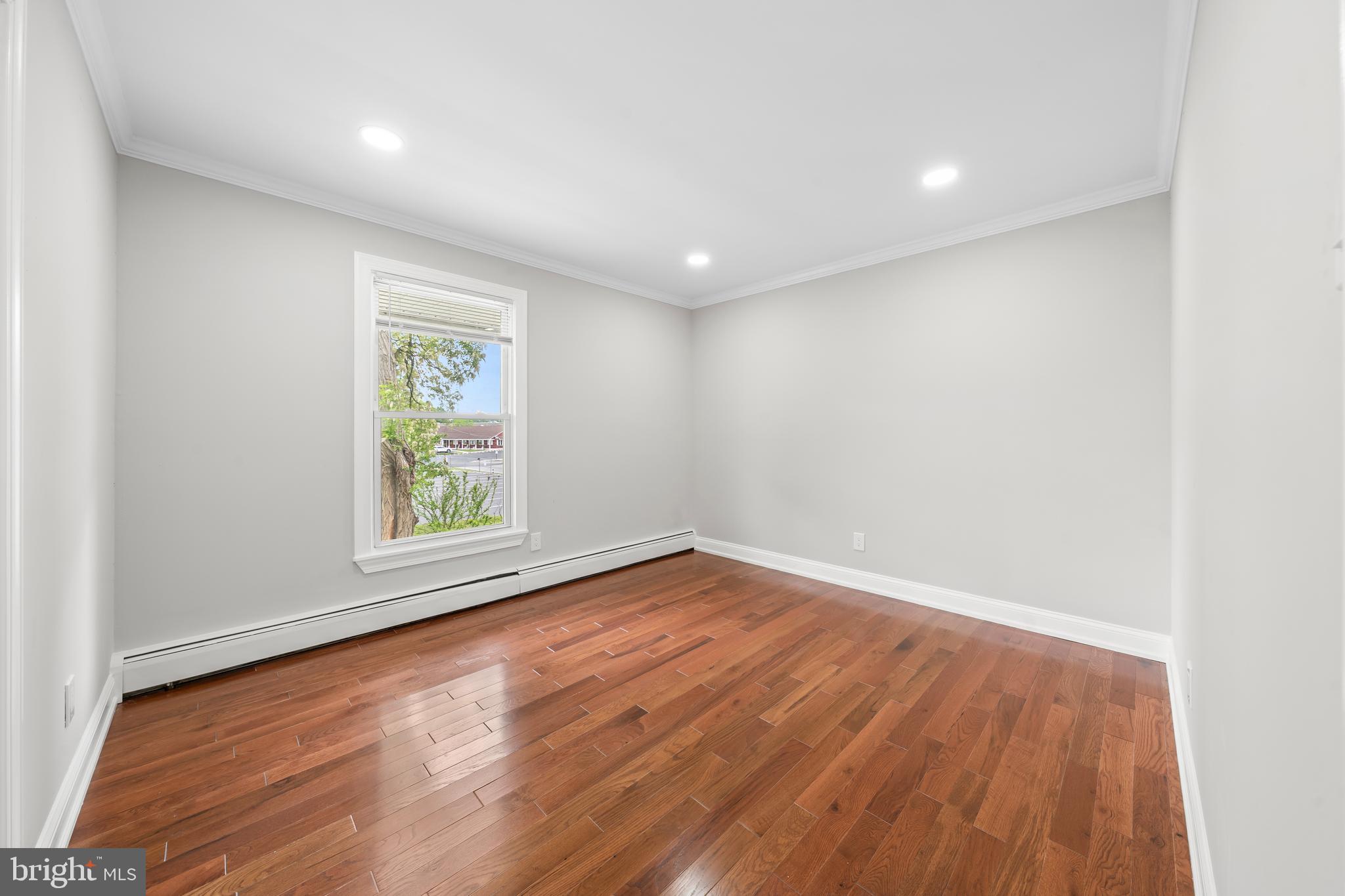 RIDLEY PARK - Residential
