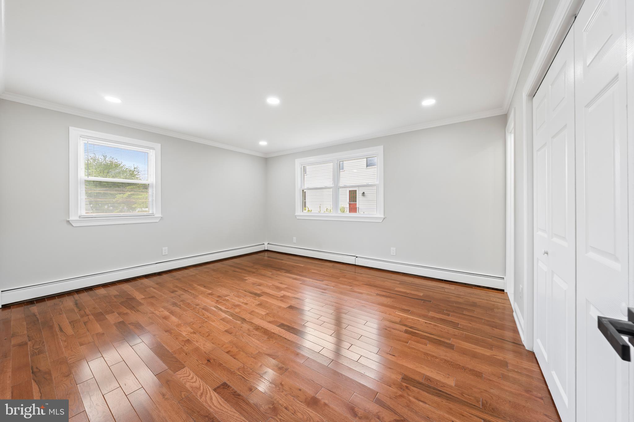 RIDLEY PARK - Residential