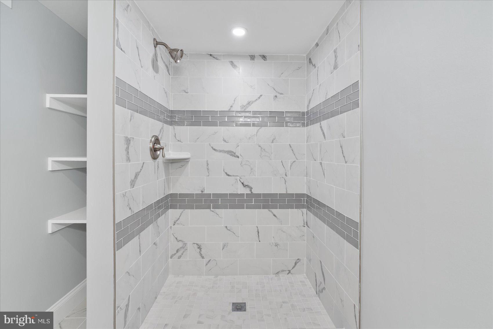 NEW NORTHWOOD - Residential