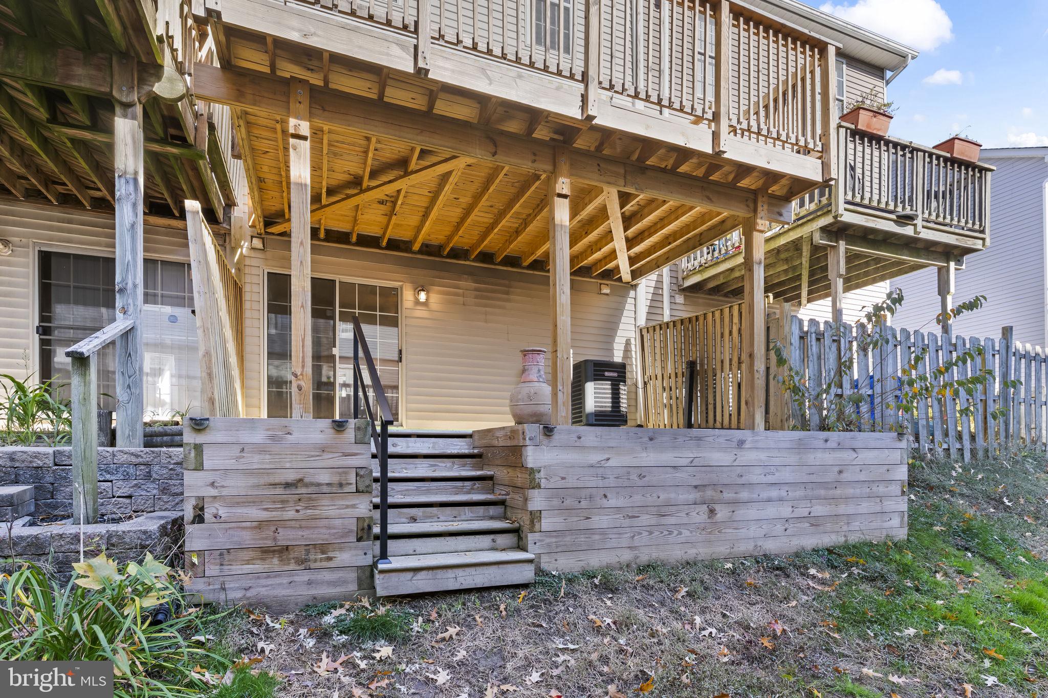 BURNT OAKS - Residential