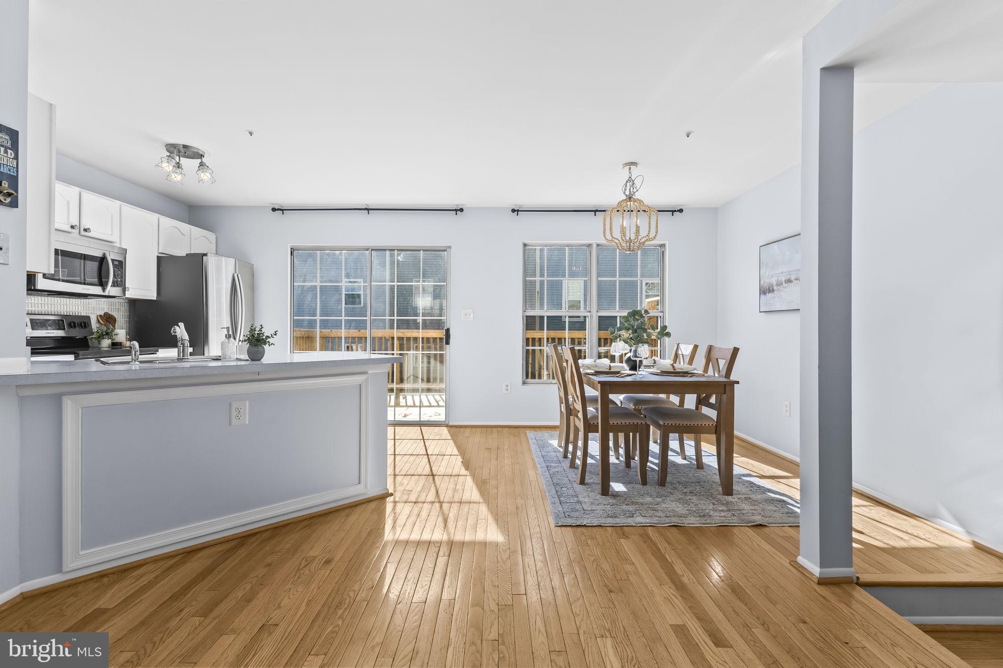 BURNT OAKS - Residential