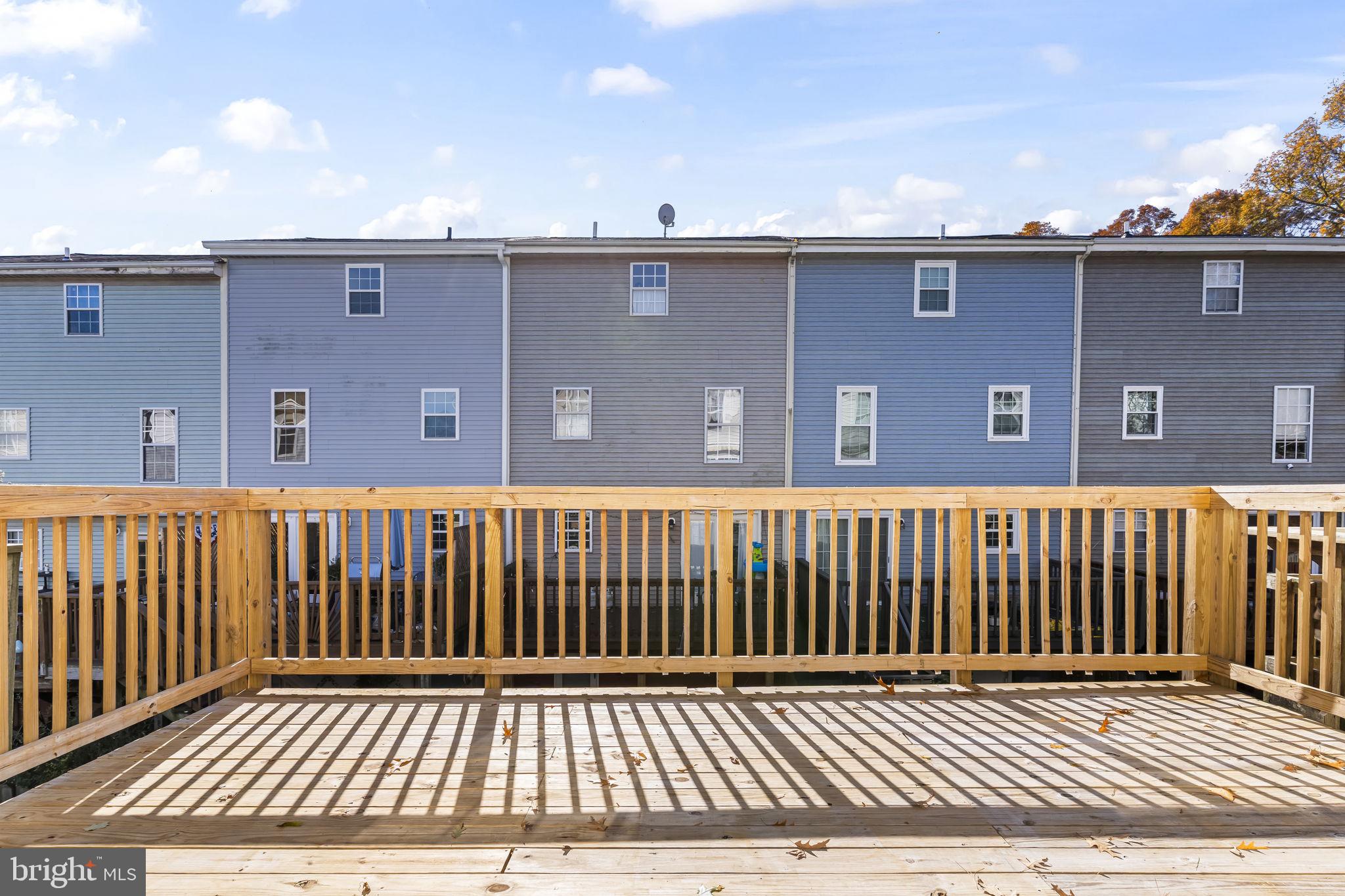 BURNT OAKS - Residential