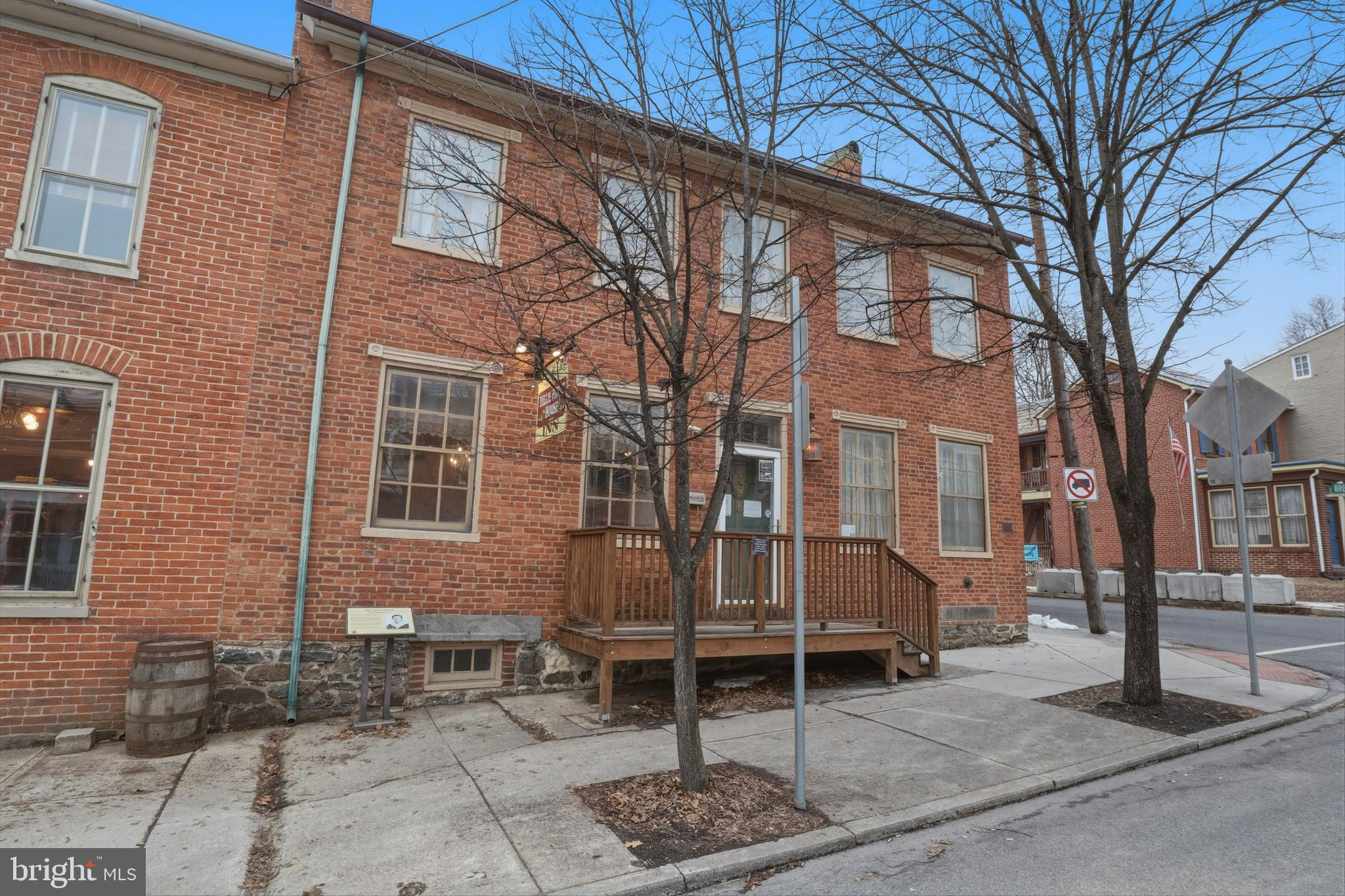 301-303 BALTIMORE STREET