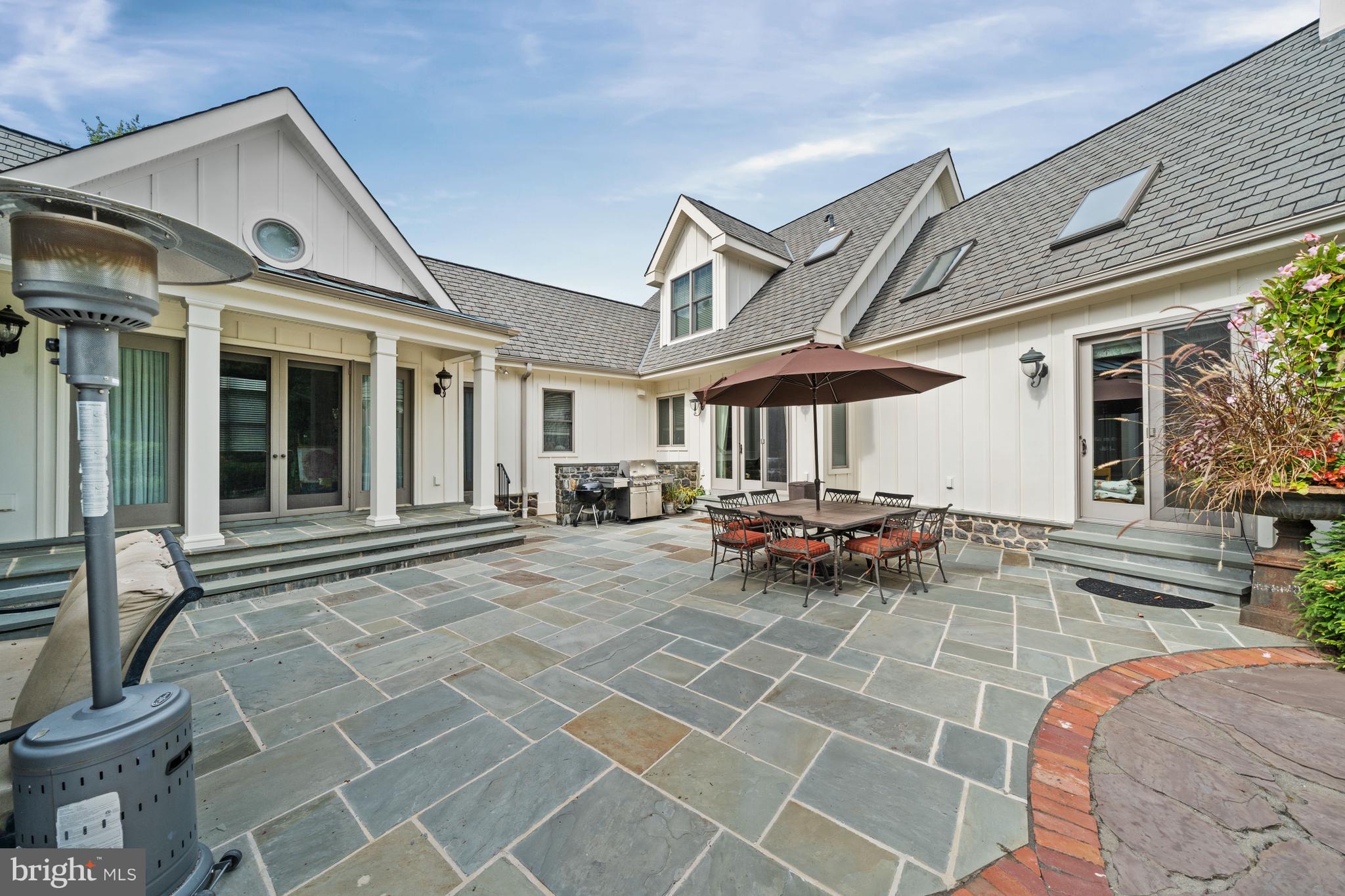 STONEY RUN - Residential