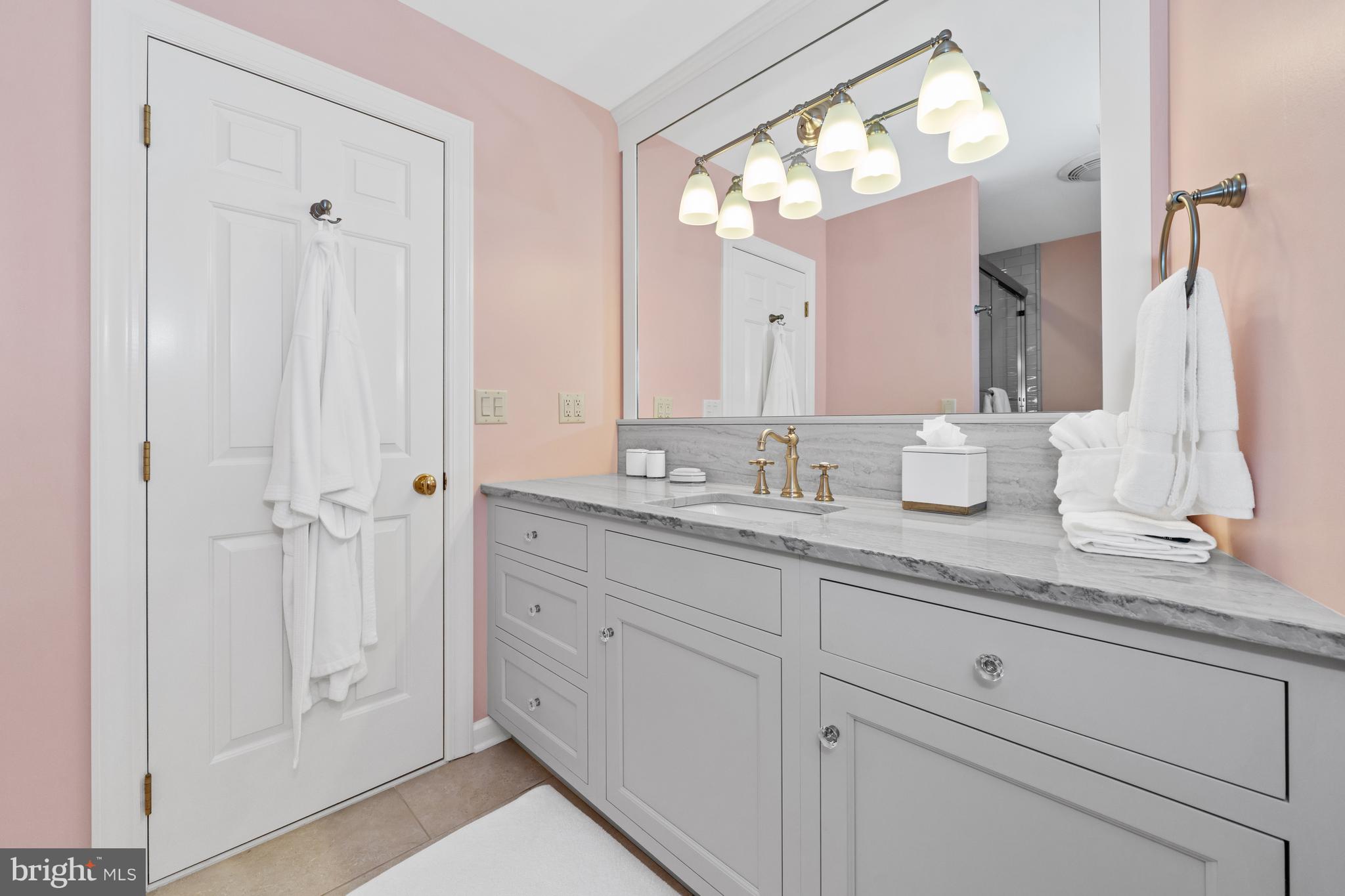 STONEY RUN - Residential