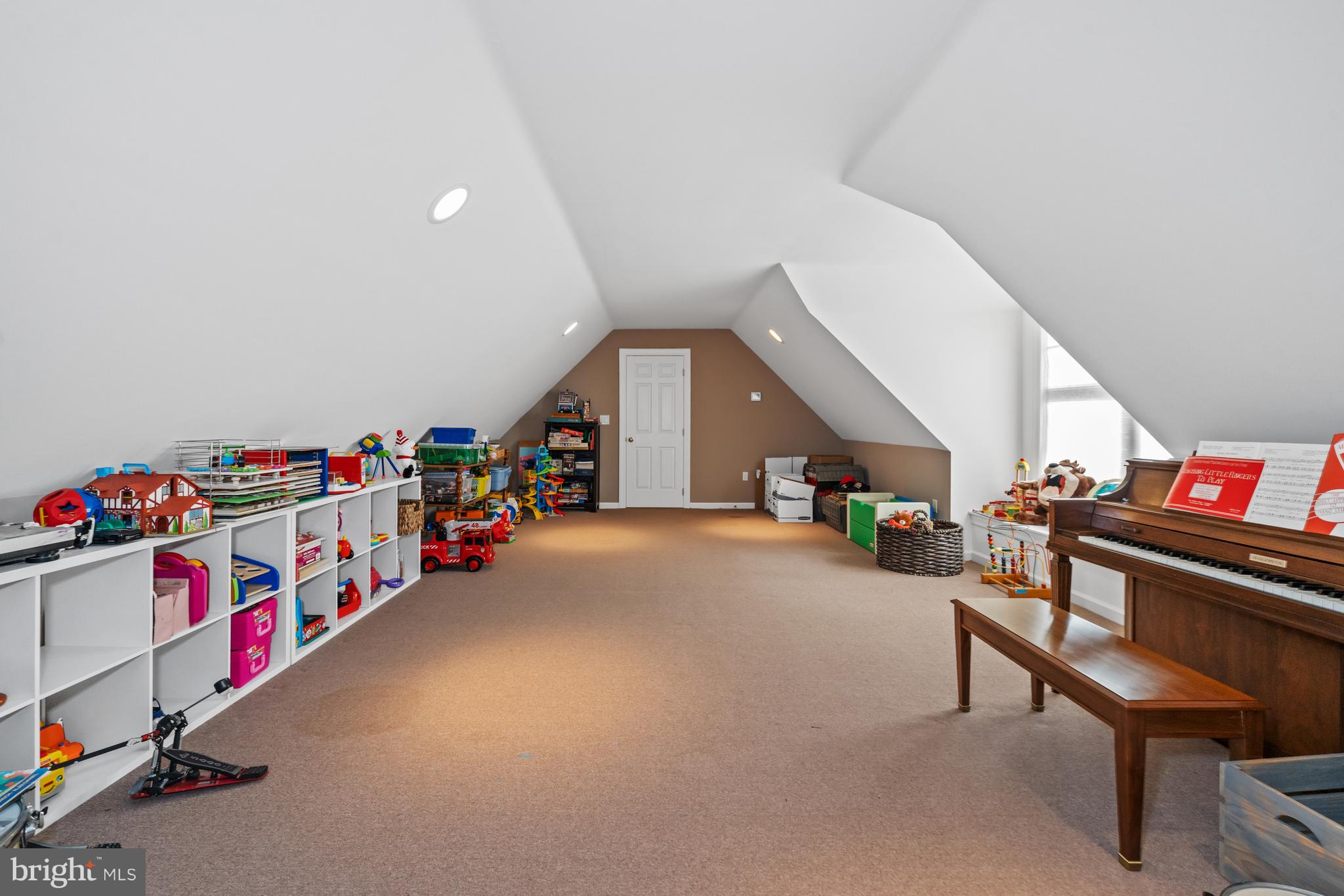 STONEY RUN - Residential