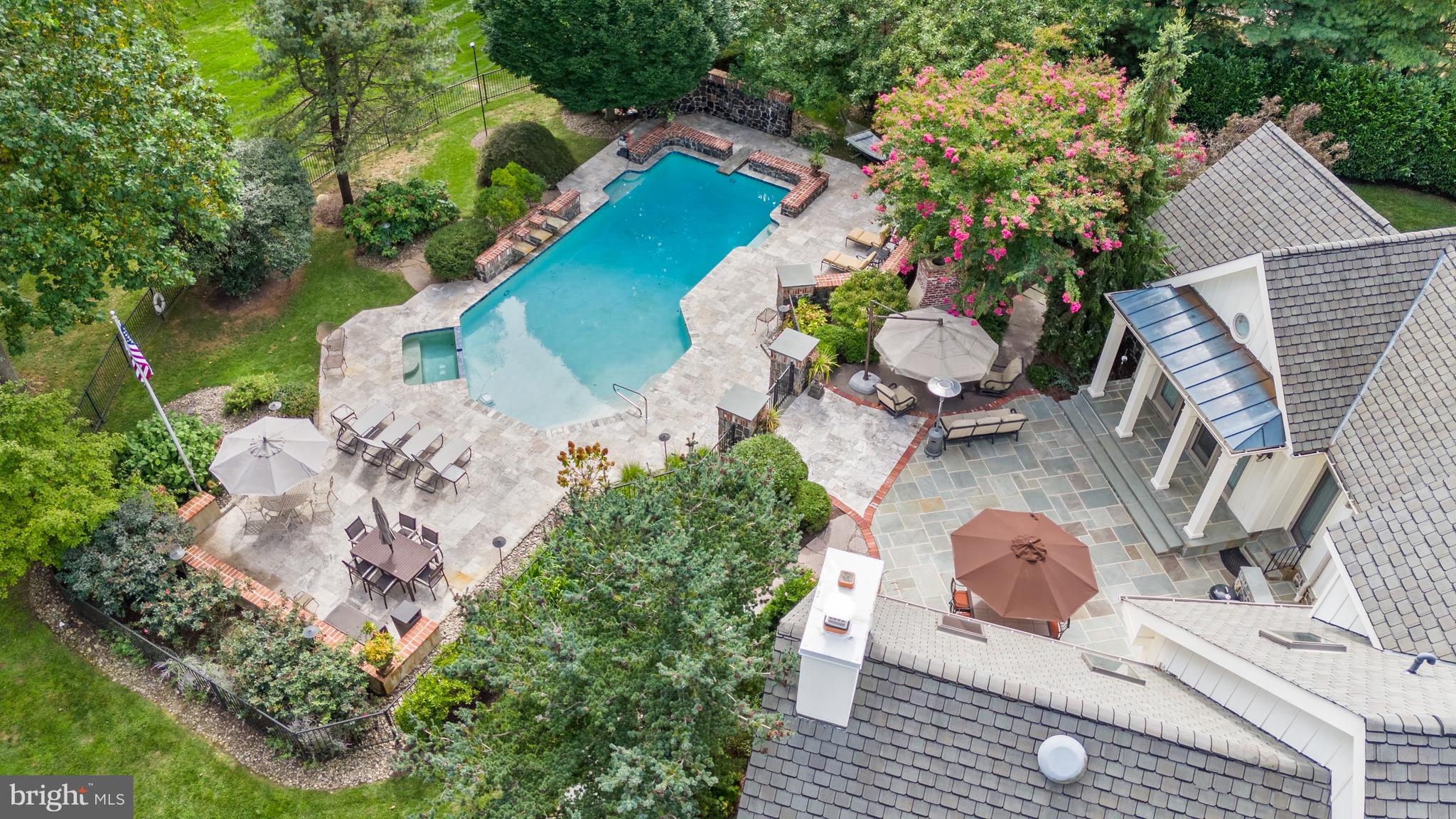 STONEY RUN - Residential