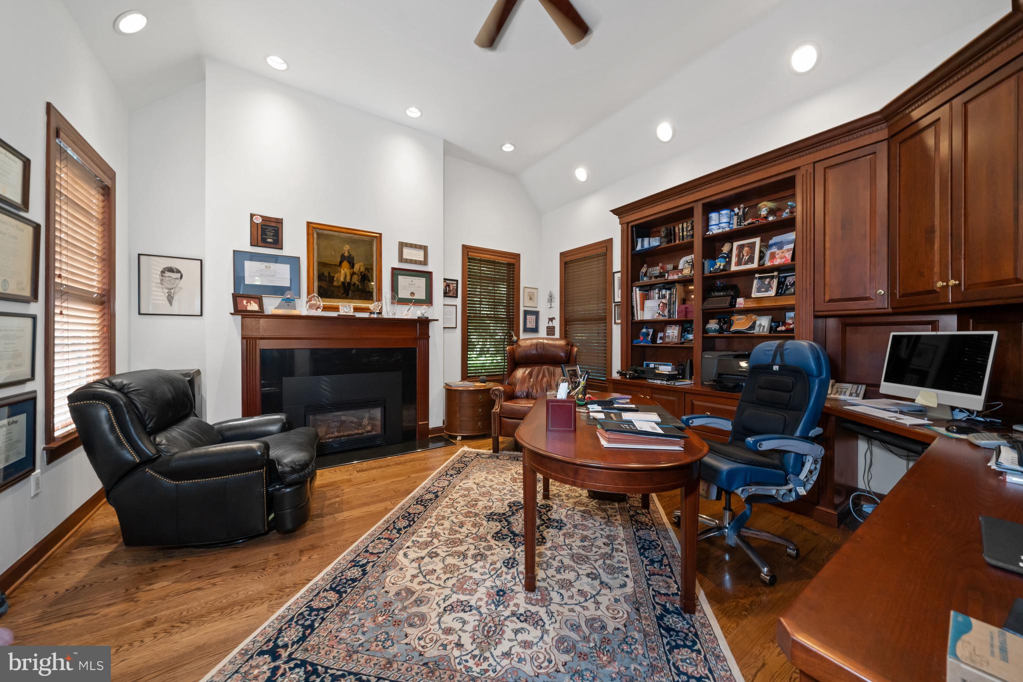 STONEY RUN - Residential