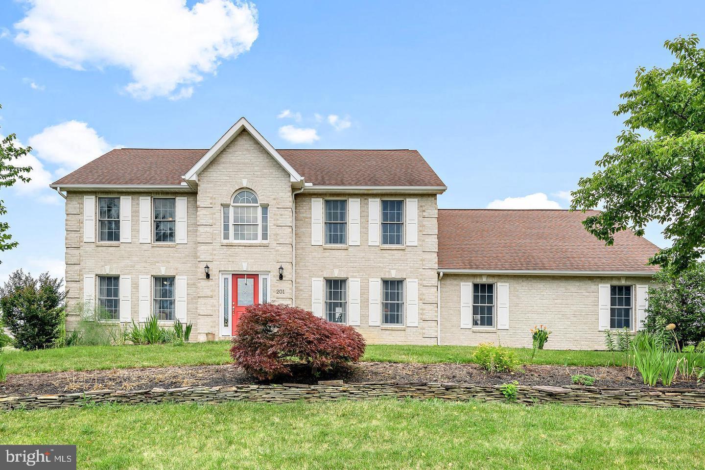 MAPLE RUN - Residential Lease
