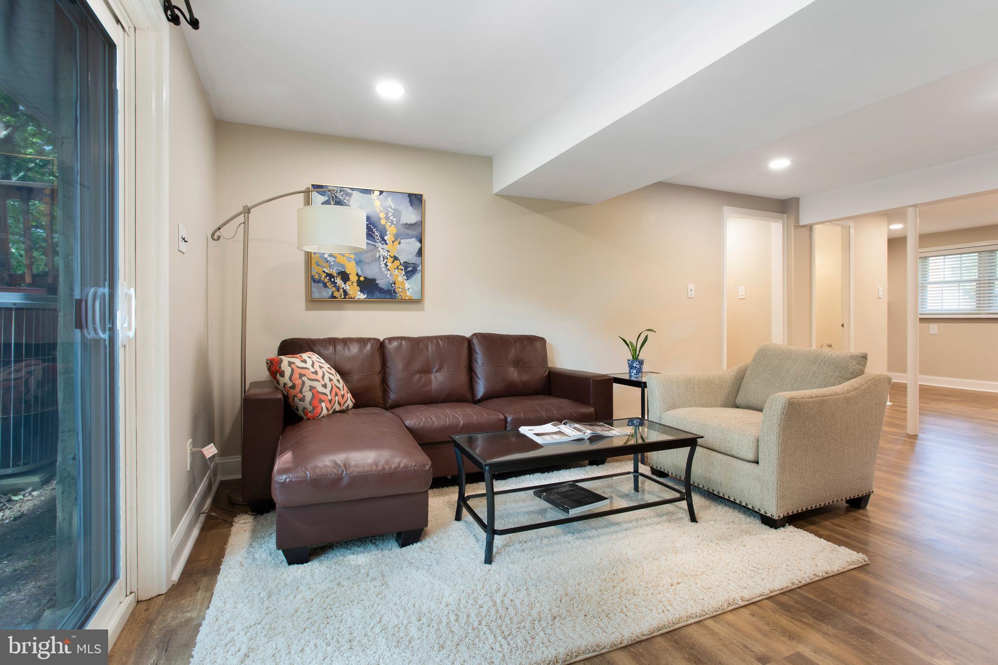 ROCKSHIRE - Residential