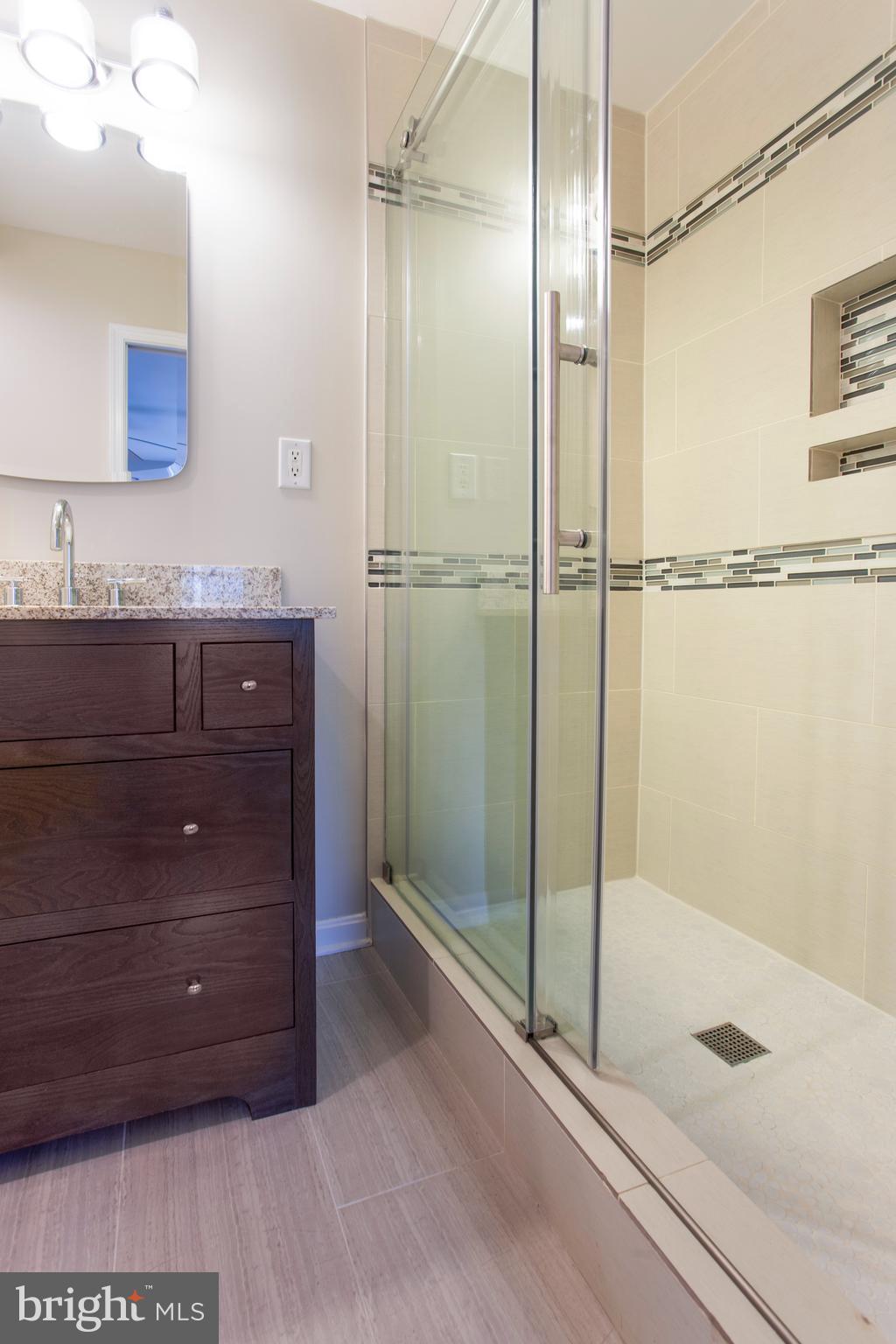 ROCKSHIRE - Residential