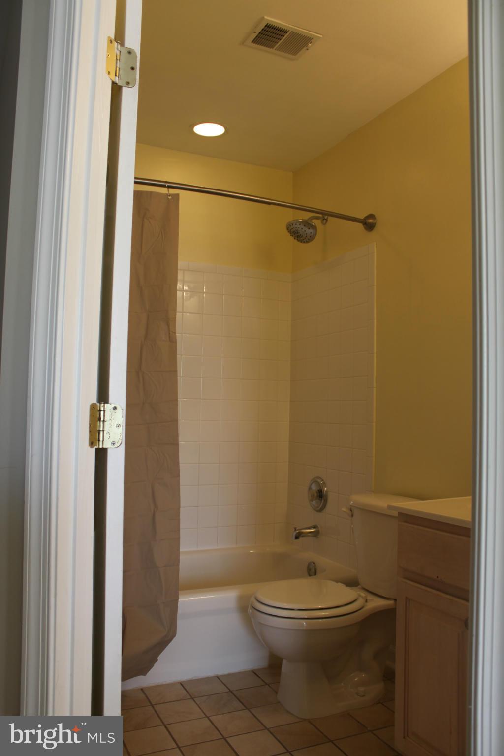 WESTERLEY - Residential Lease