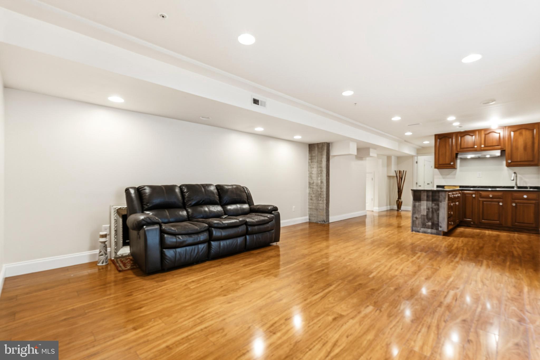 PASADENA - Residential