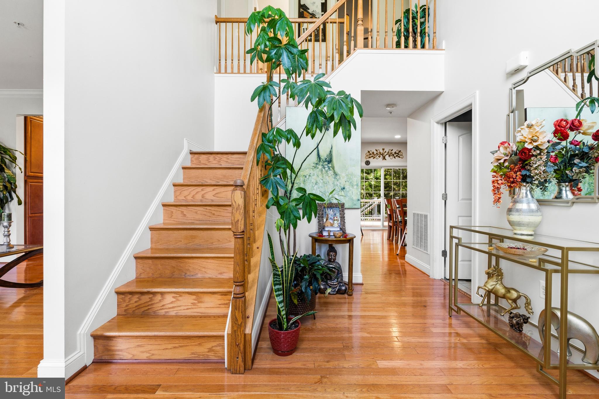 208 LONG HILL COURT 4