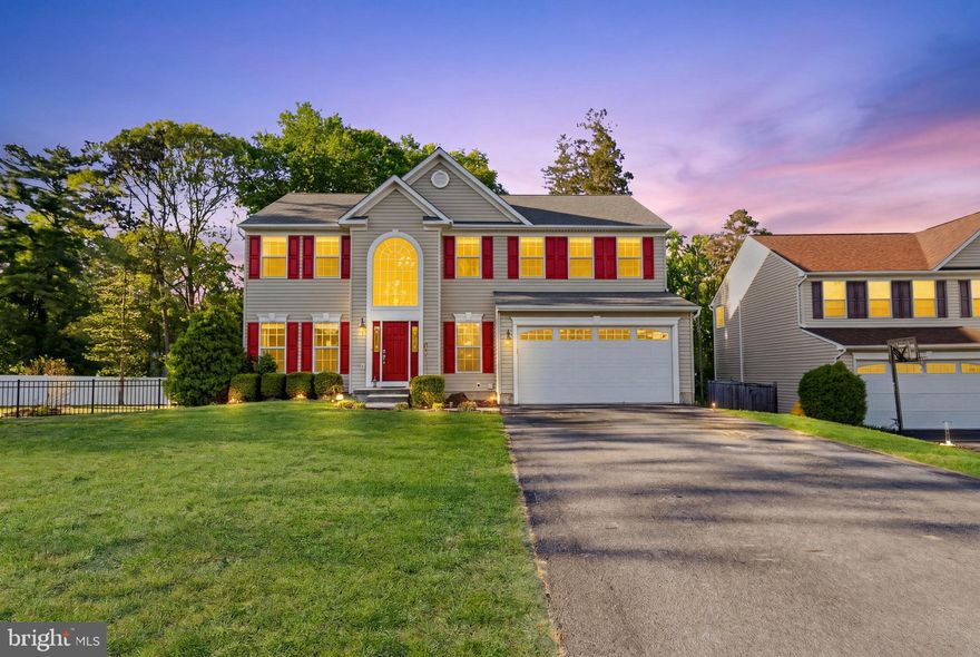 Welcome to 208 Long Hill Court, a beautiful single family home where you can live in your forever home.  OVER 3500 sq ft and 1 acre lot, TRULY one of an KIND!!! Enjoy the large fenced back yard where you can really host family functions for years to come. This home has it all, ample parking, family room floor plan that makes sense including a chef kitchen that has double oven, convention electric stove, 12 ft island that is truly a bakers dream. Upstairs there's 4 spacious rooms, including the masters bedroom with his and hers closet, deluxe bathroom with jacuzzi tub and shower, his and hers vanity & sink and seperate water closet.  Three other spacious bedrooms share hall bathroom. Basement features two full bedrooms with bathroom, wet bar and living room suitable for entertaining or to retain as seperate in law suite that can be rented for additional income. Because you can’t forget over an 1 acre lot size with well and septic system. Come visit today!