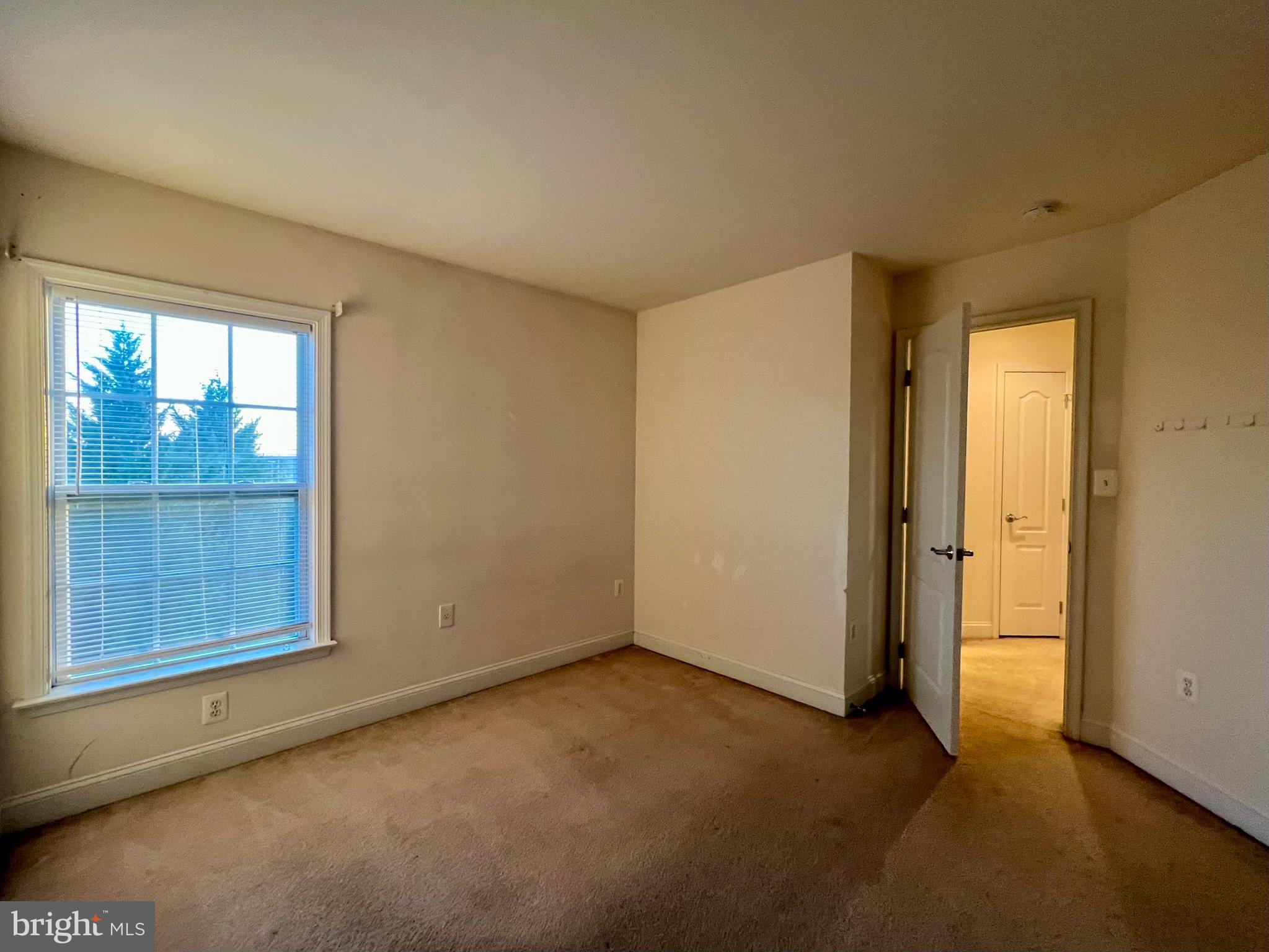 HAMMONDS MILL - Residential Lease