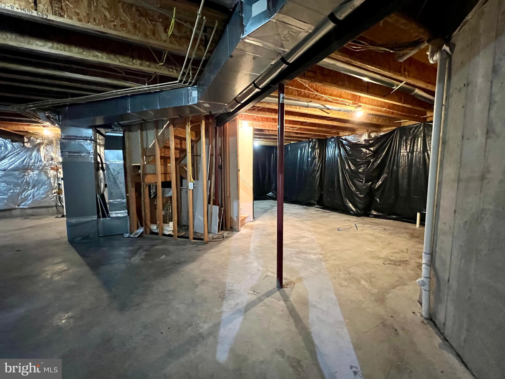 HAMMONDS MILL - Residential Lease