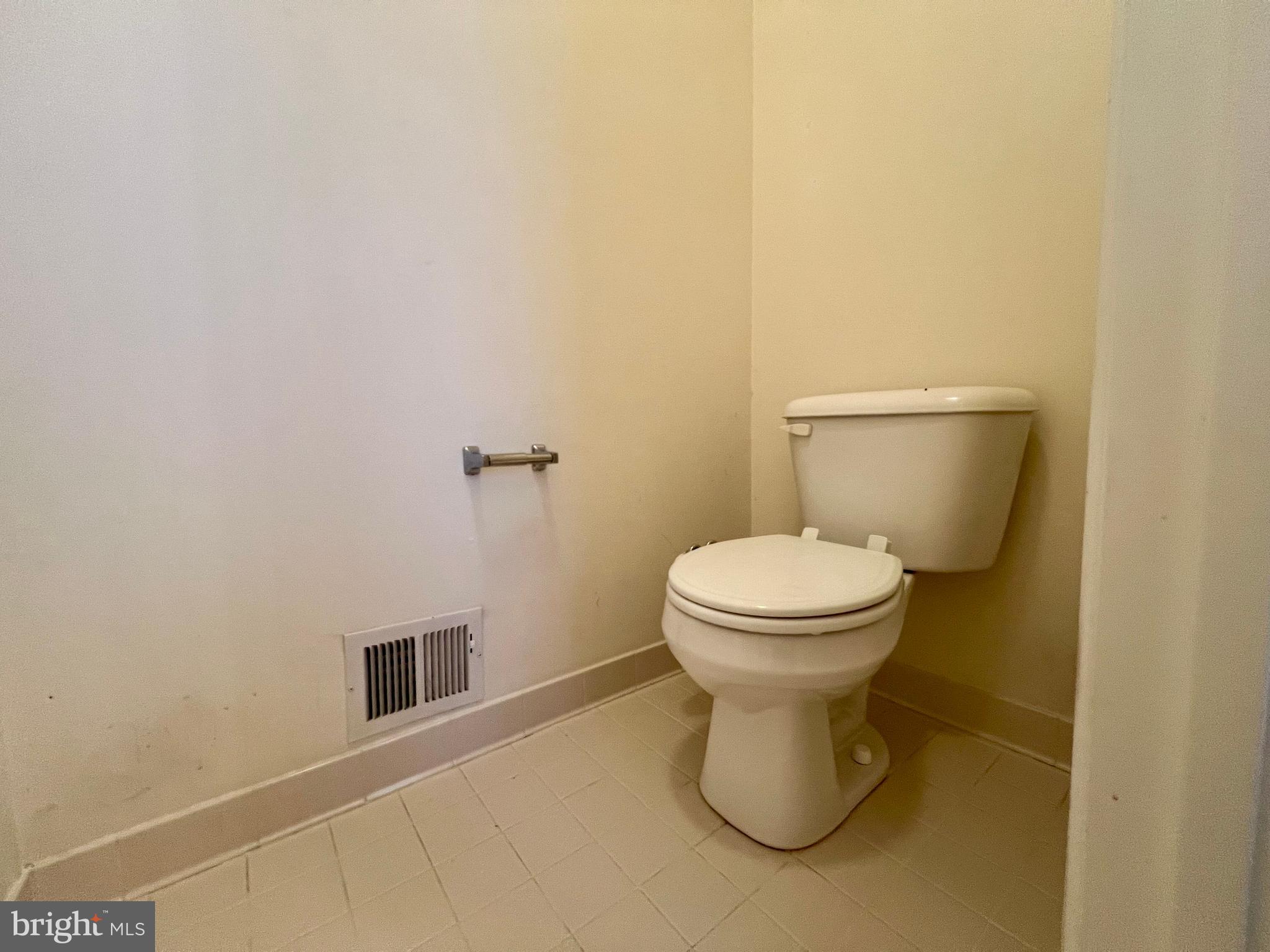 HAMMONDS MILL - Residential Lease