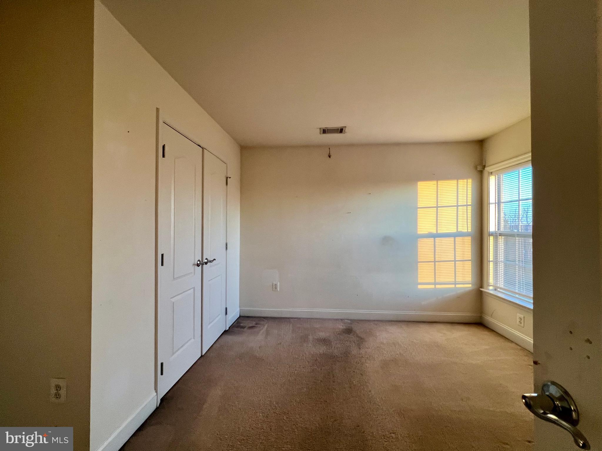 HAMMONDS MILL - Residential Lease