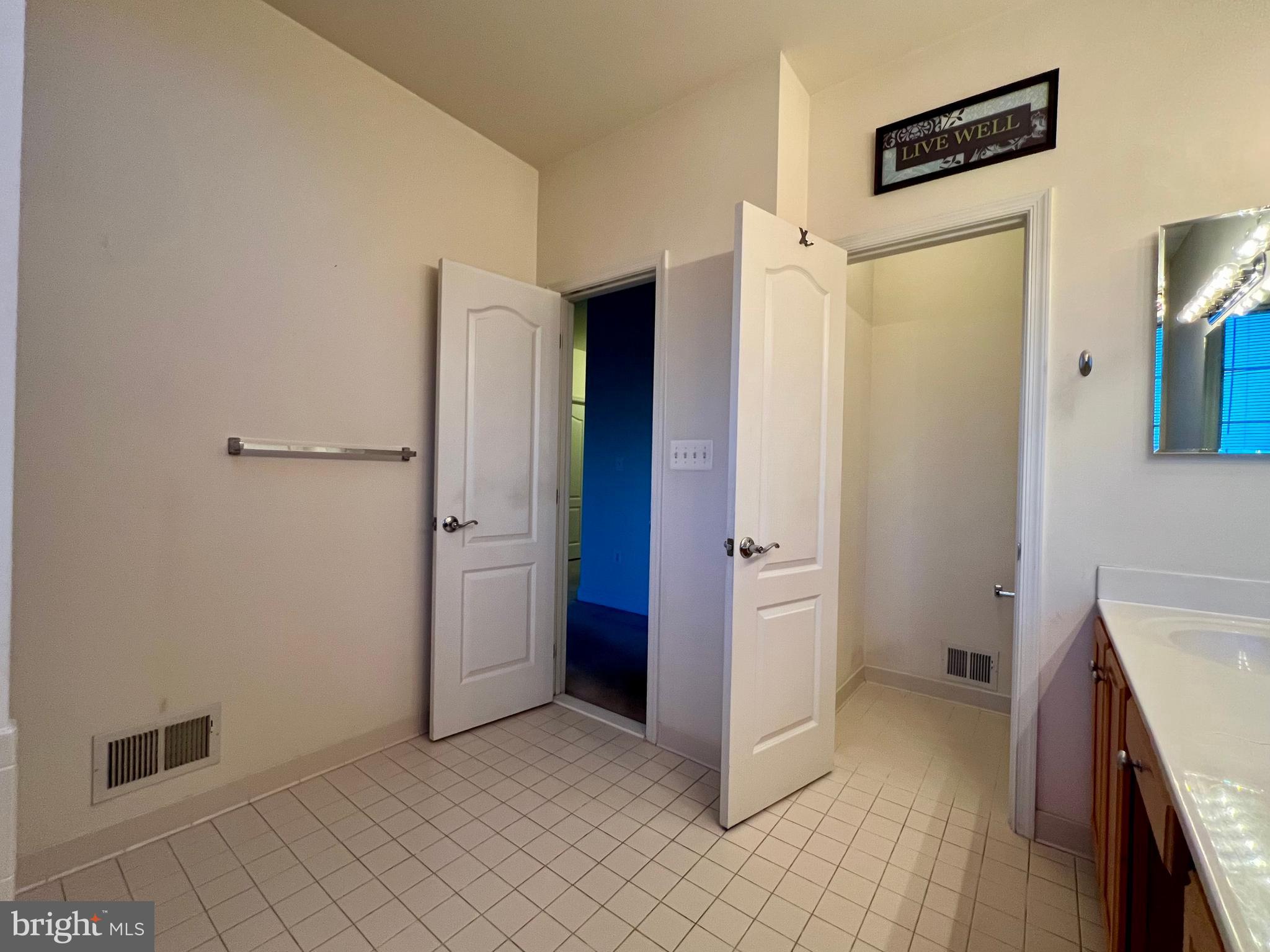 HAMMONDS MILL - Residential Lease