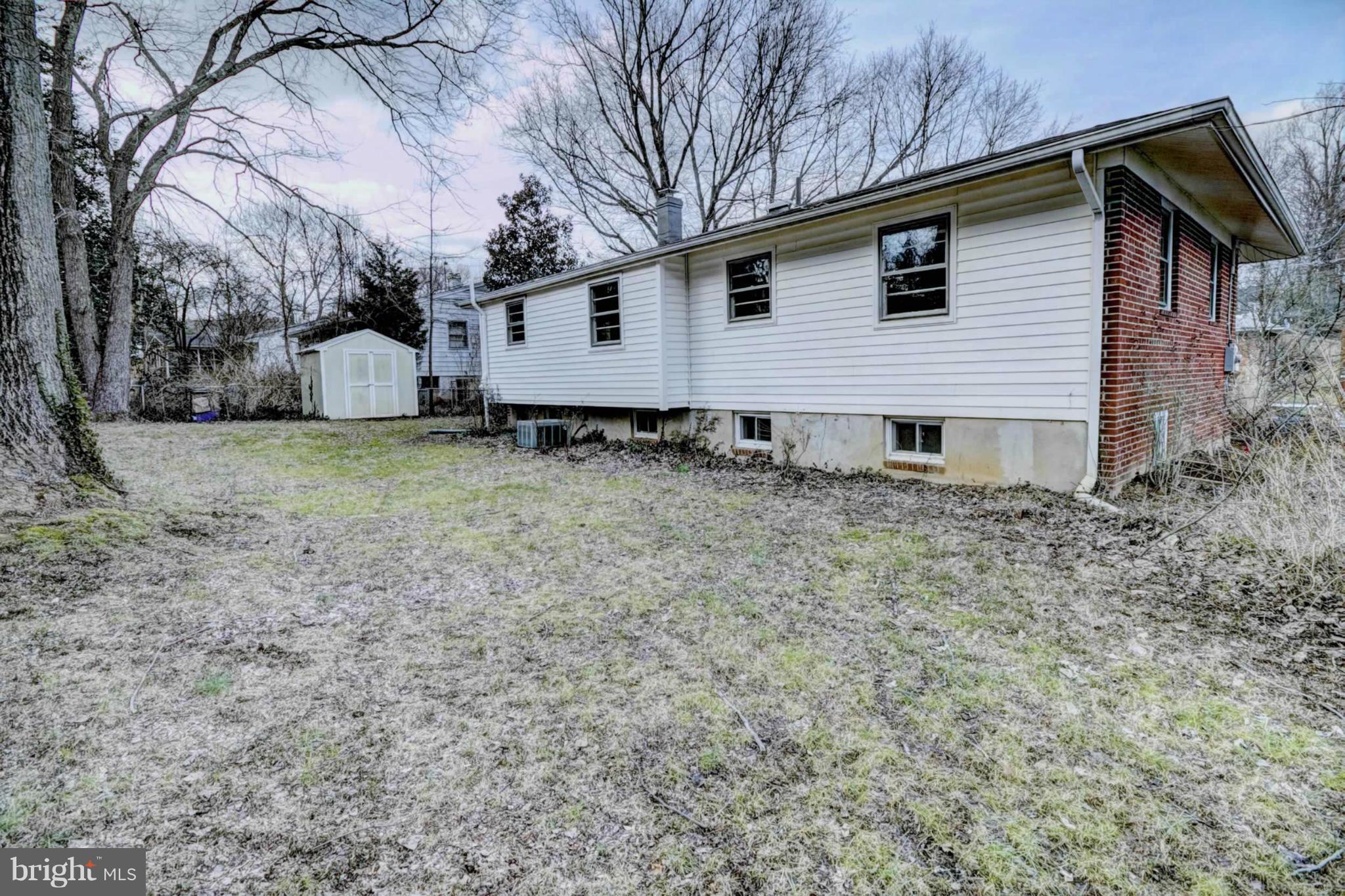 VIENNA WOODS - Residential