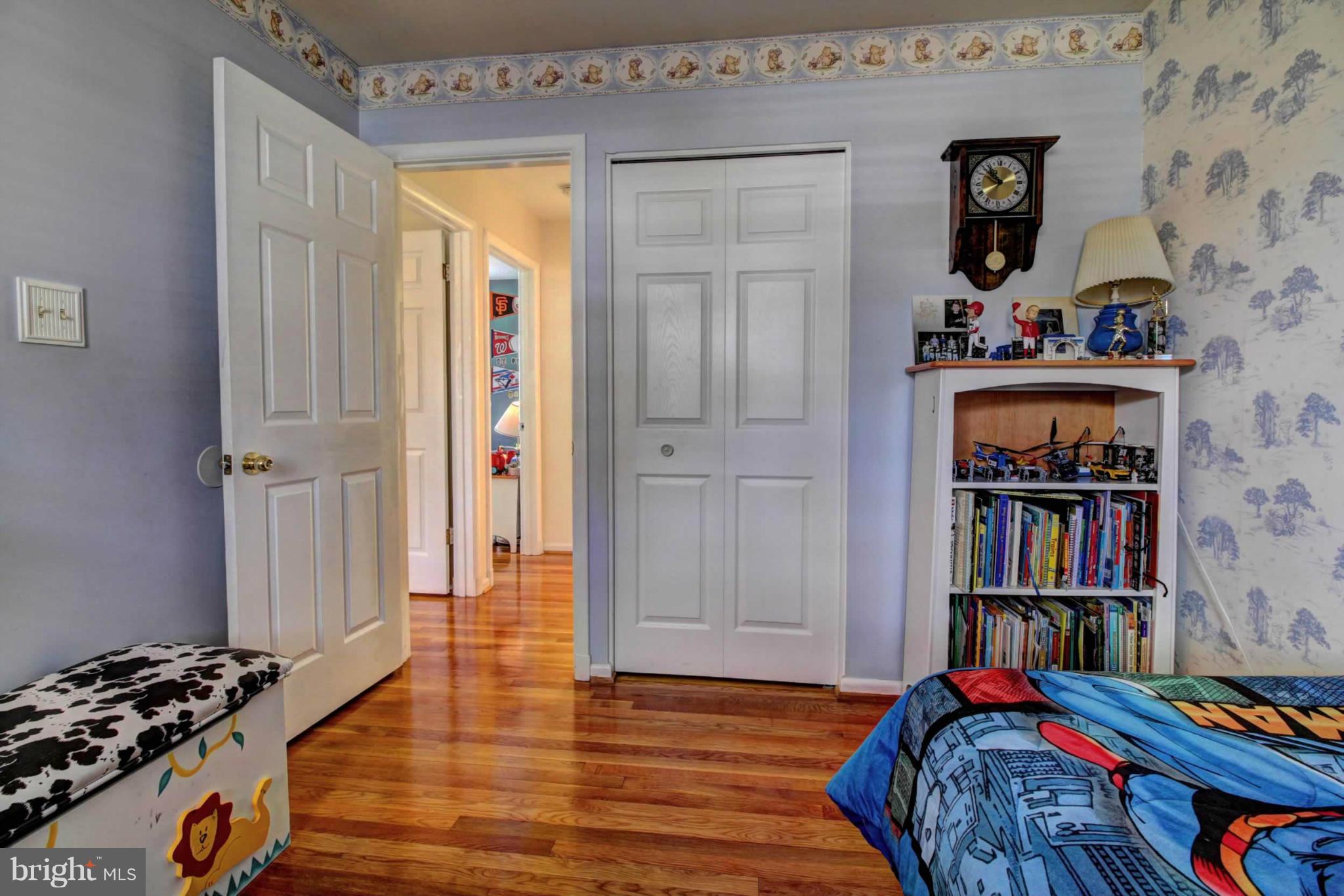 VIENNA WOODS - Residential