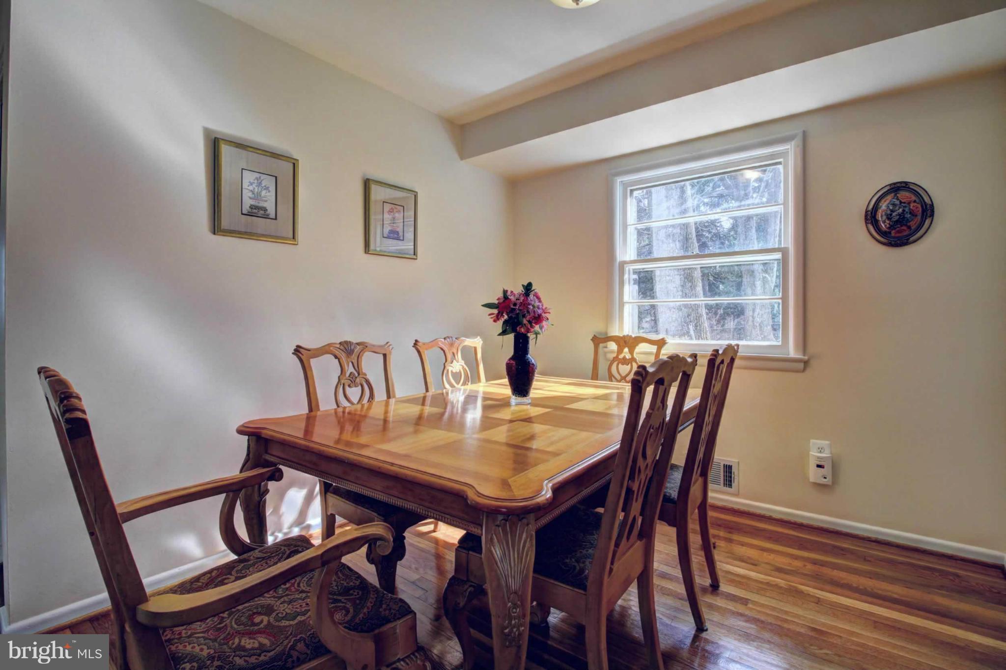 VIENNA WOODS - Residential