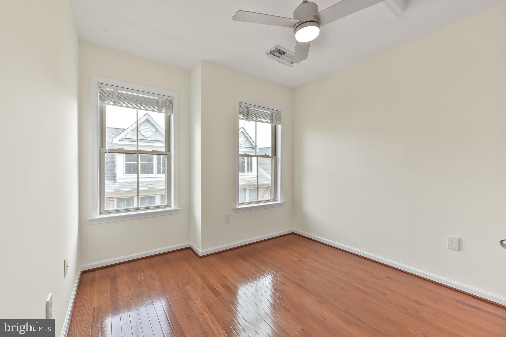 SHIRLINGTON CREST - Residential Lease